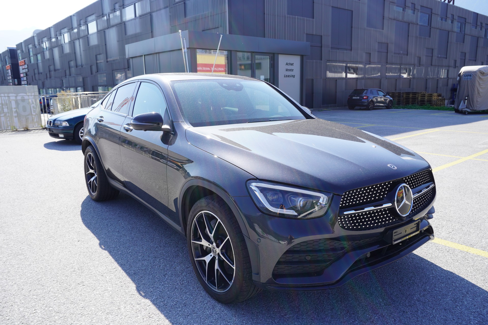 MERCEDES-BENZ GLC Coupé 300 AMG Line 4Matic 9G-Tronic-showroom-element-1
