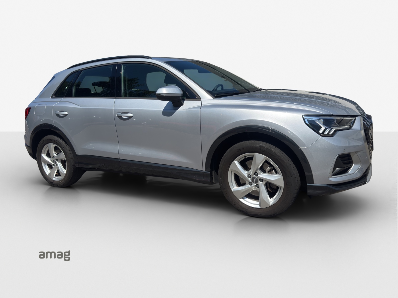 AUDI Q3 40 TDI advanced quattro S-tronic-image-5