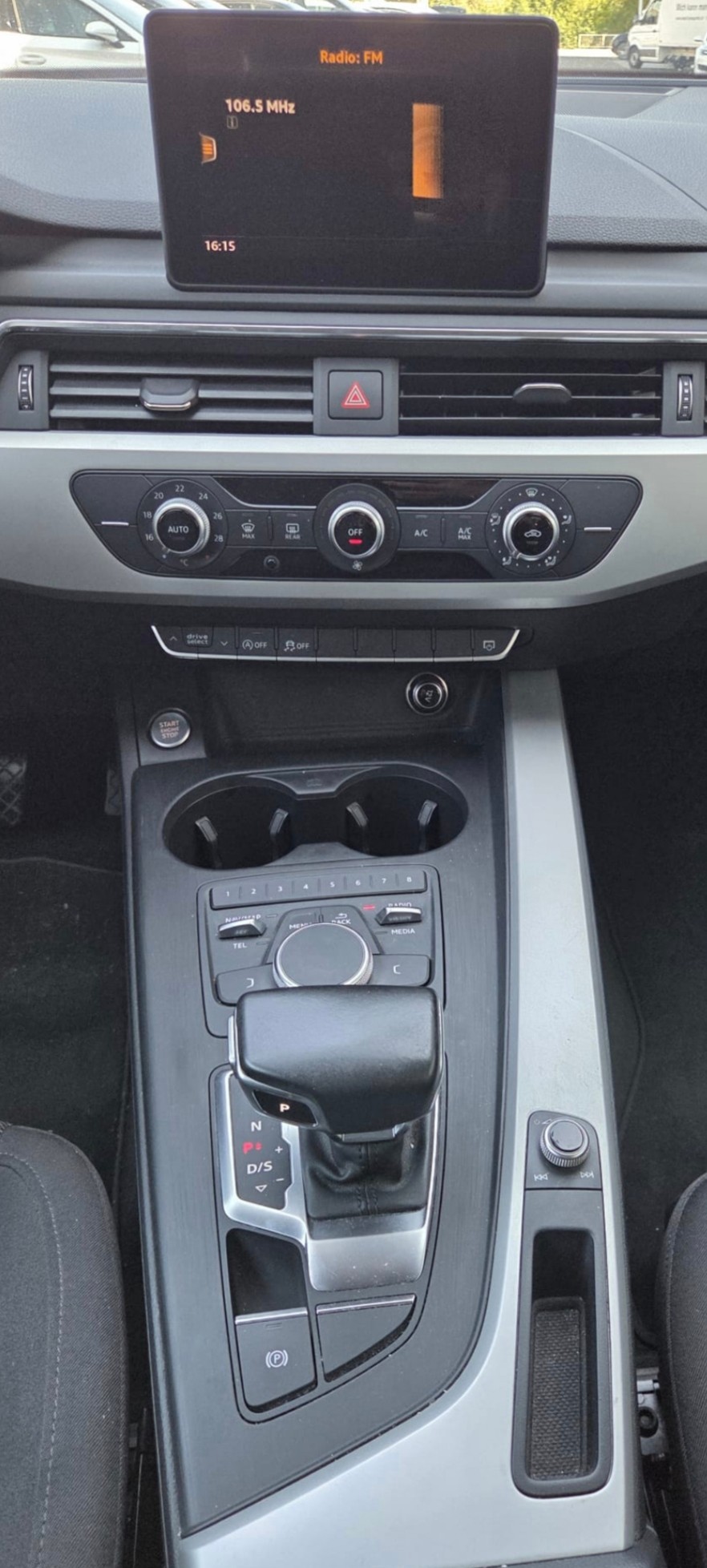 AUDI A4 Avant 2.0 TDI S-tronic-image-8