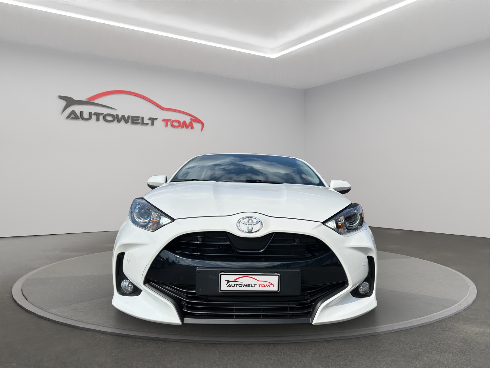 TOYOTA Yaris 1.5 Active Drive e-CVT-image-7