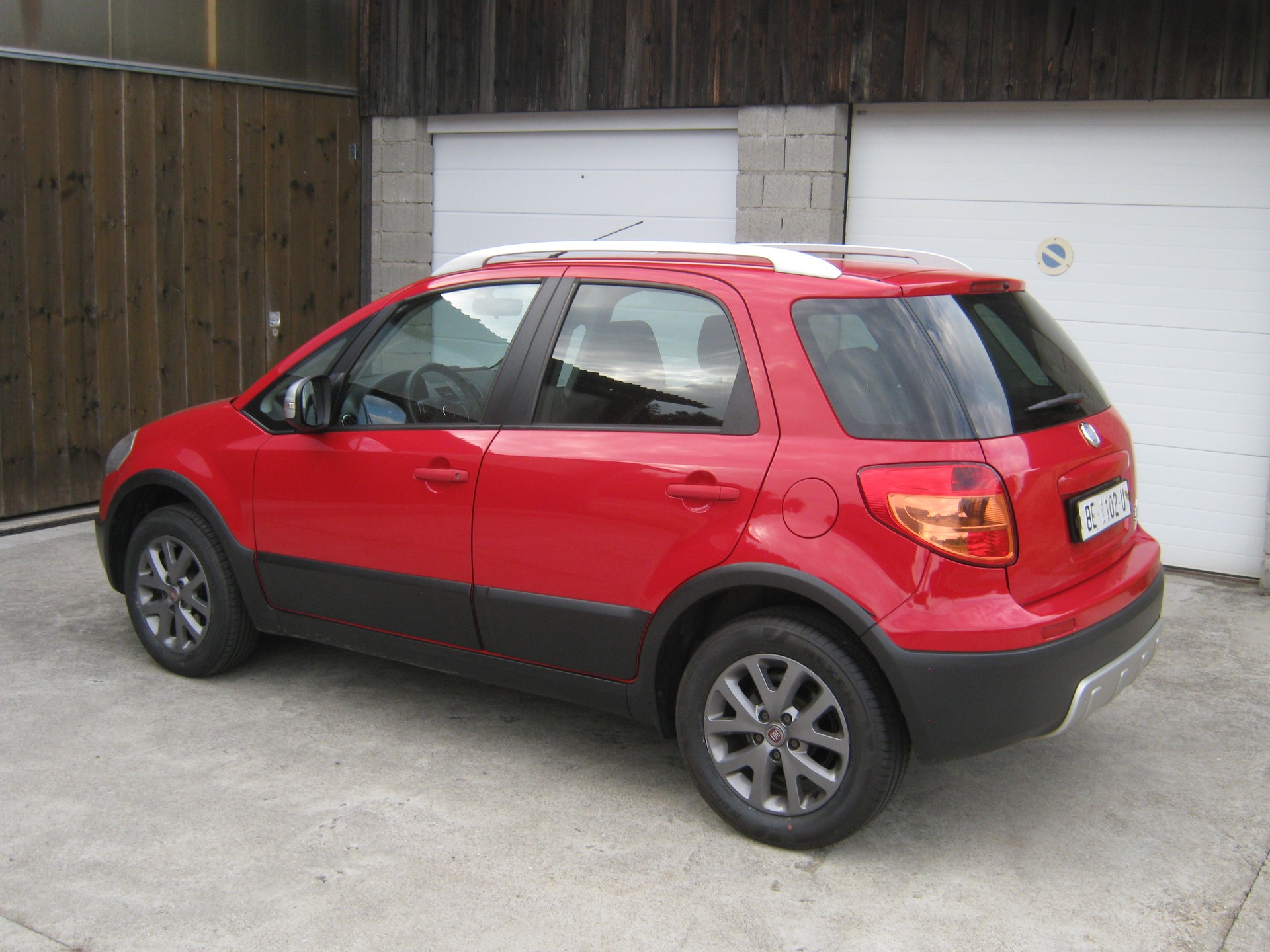 FIAT Sedici 1.6 4WD Cross-image-2