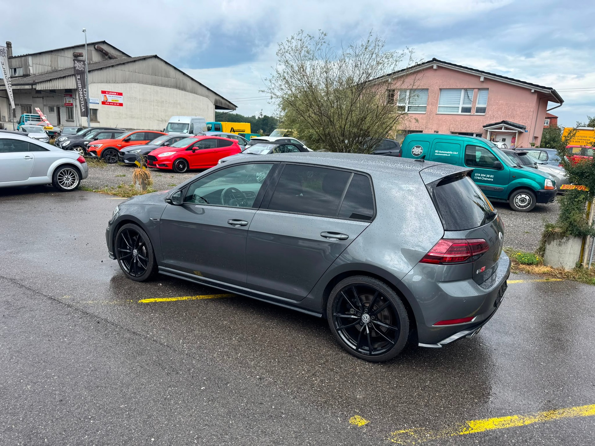 VW Golf 2.0 TSI R 4Motion DSG-showroom-element-2
