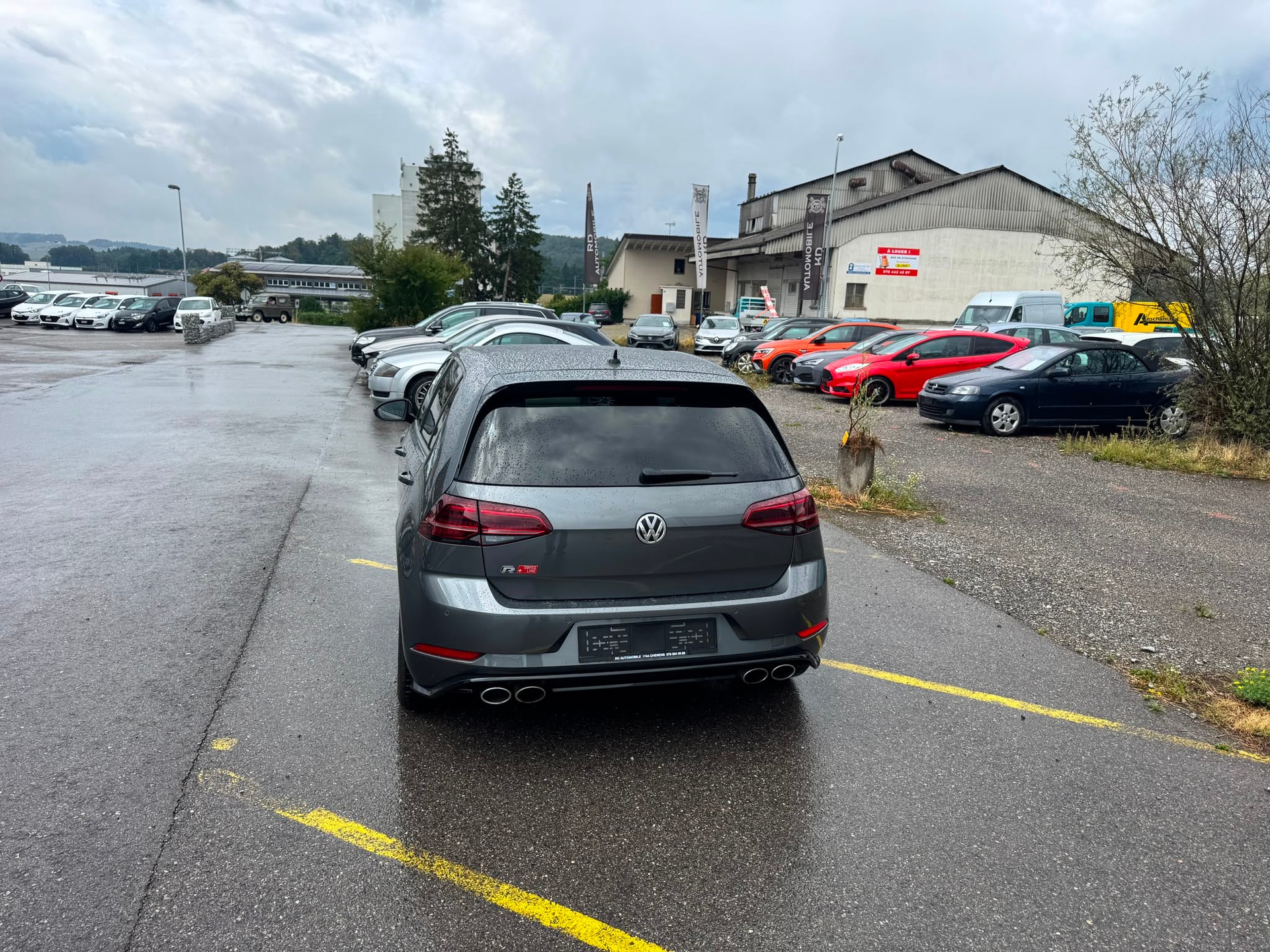 VW Golf 2.0 TSI R 4Motion DSG-showroom-element-3
