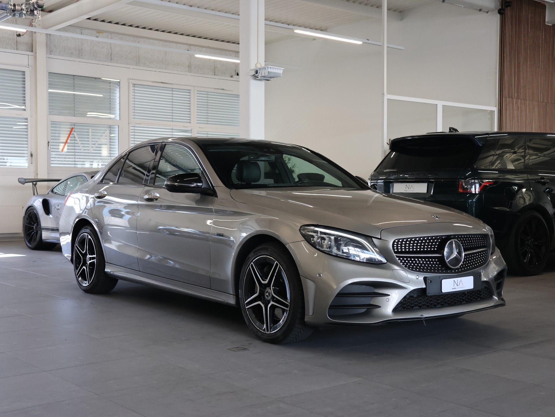 MERCEDES-BENZ Mercedes-Benz C300d E *Panoramadach* *Sitzheizung* *360 Kamera*-showroom-element-1