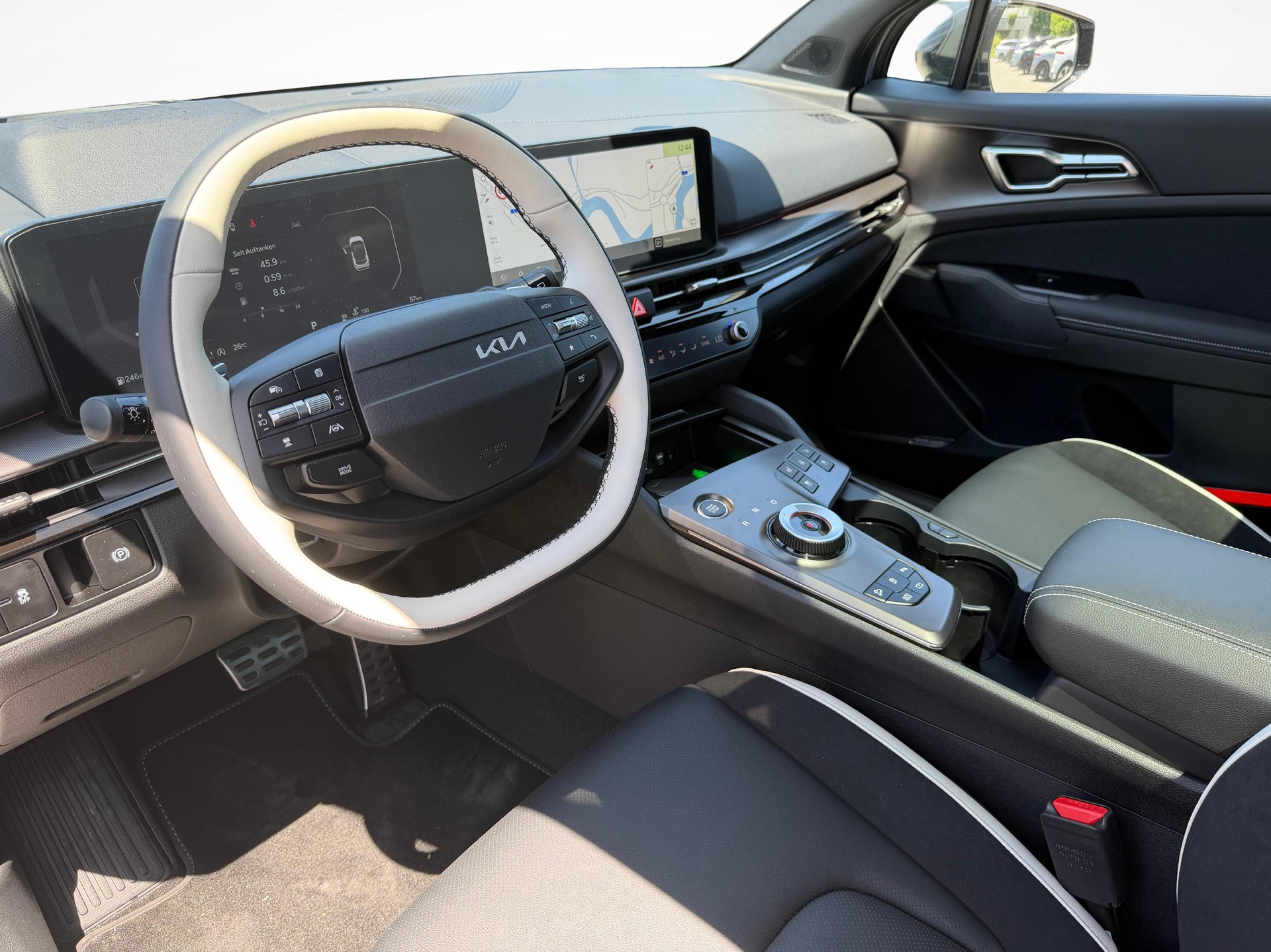 KIA Sportage 1.6 T-GDi GT-Line-showroom-element-2