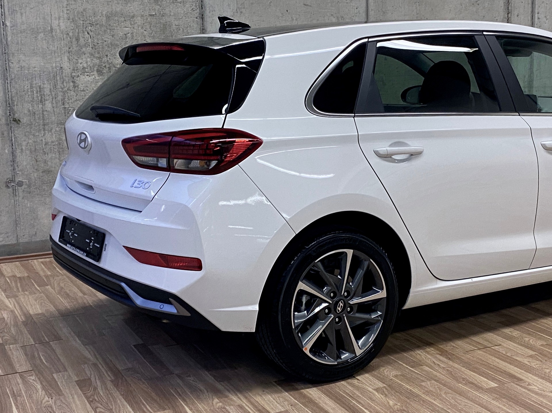 HYUNDAI i30 1.5 T-GDi*Swiss*Vertex*48V*MildHybrid*DCT*-image-28