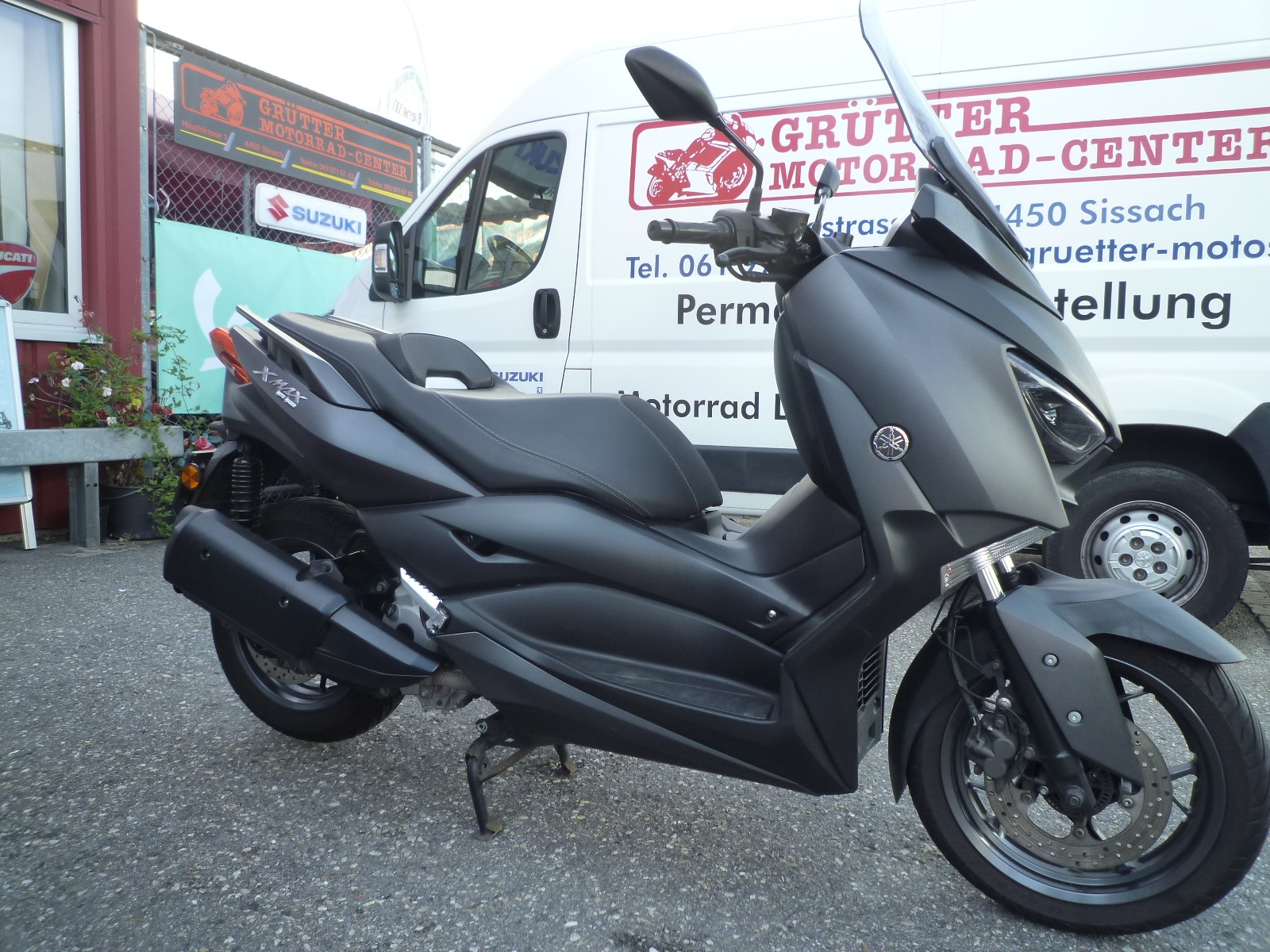 YAMAHA X-Max CZD 300 ABS-image-0