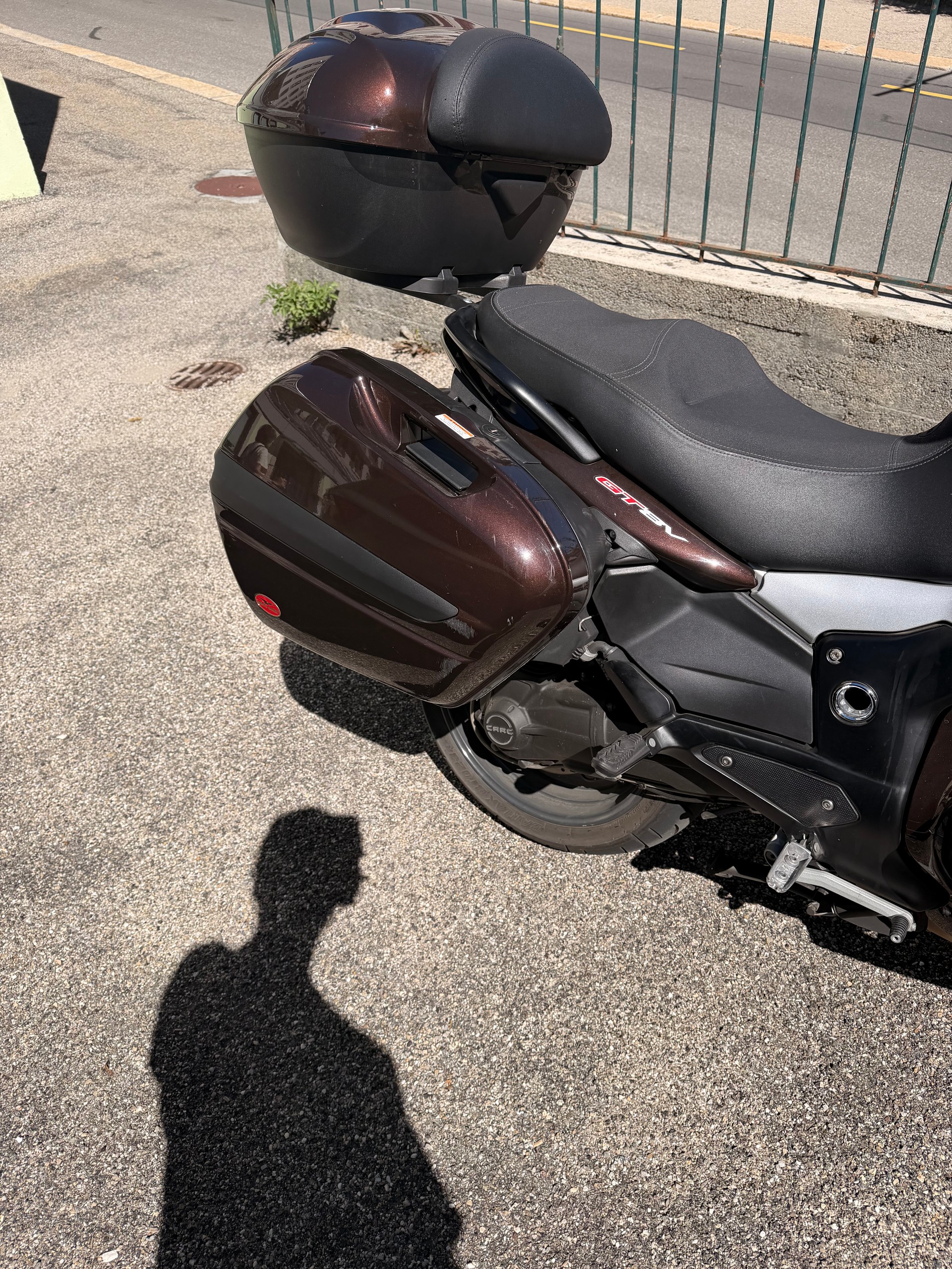 MOTO GUZZI Norge 1200 GT 8V ABS-image-3