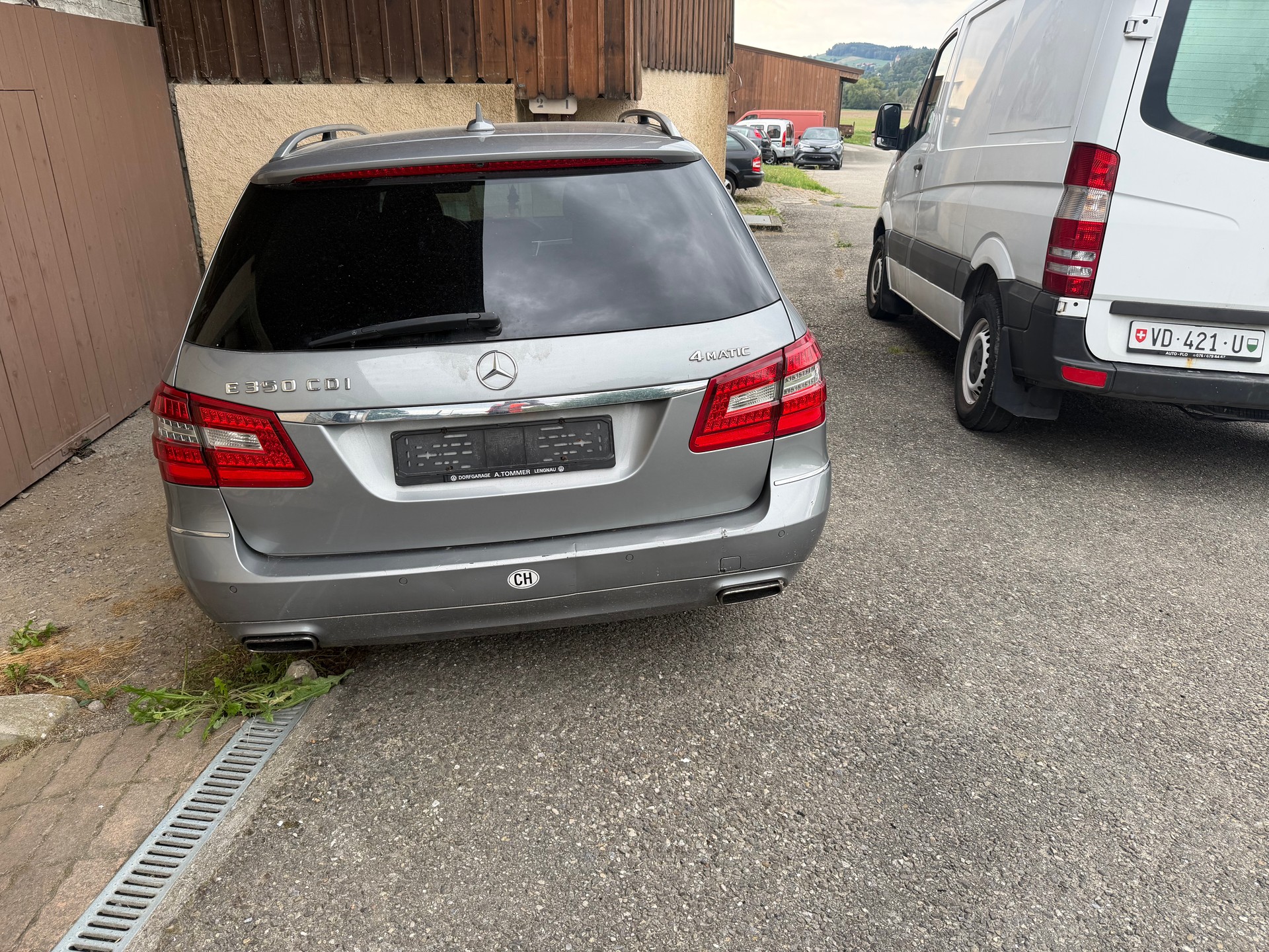 MERCEDES-BENZ E 350 CDI BlueEfficiency Elégance 4Matic 7G-Tronic-showroom-element-1