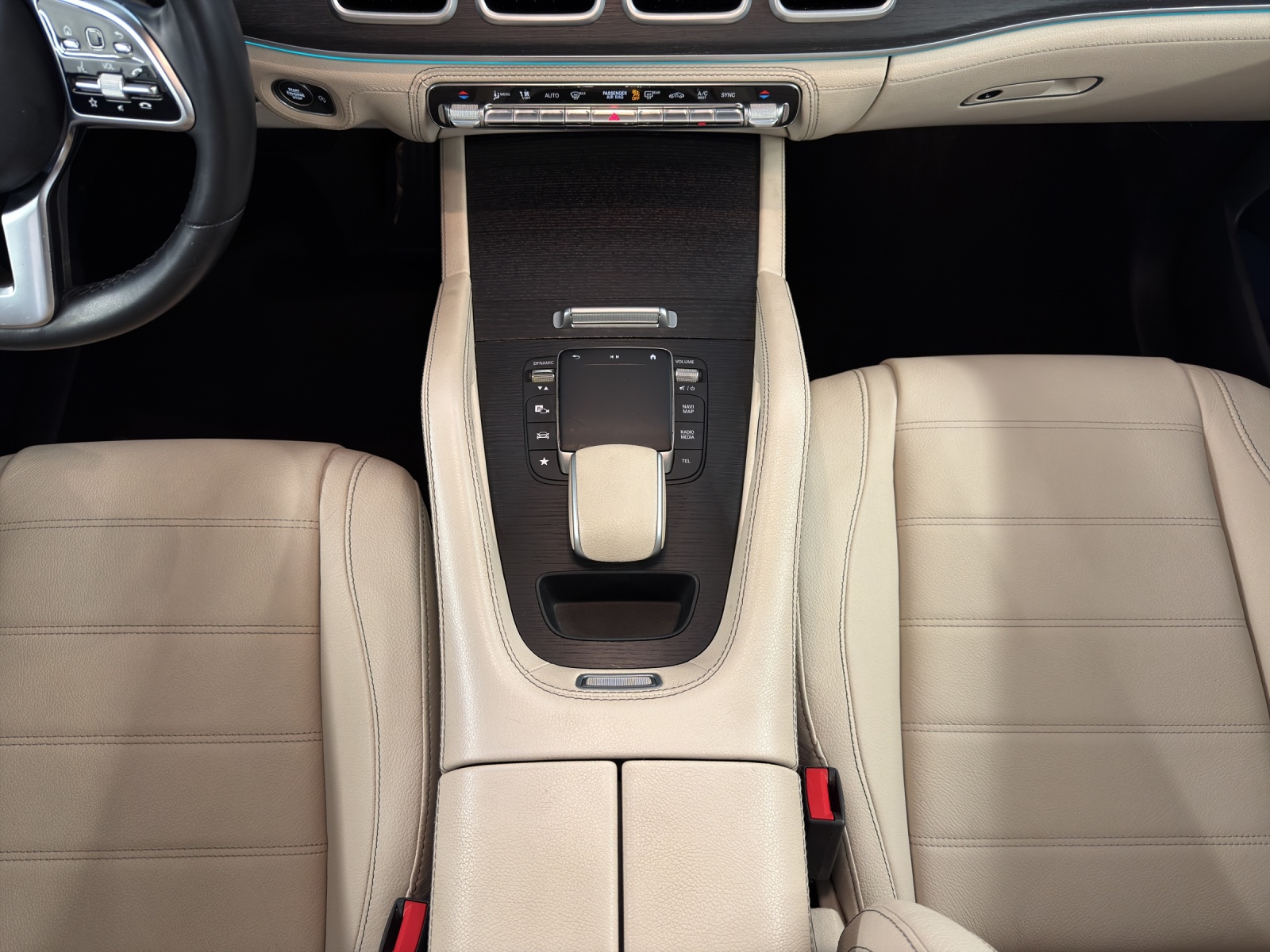 MERCEDES-BENZ GLE 300 d 4Matic-image-14