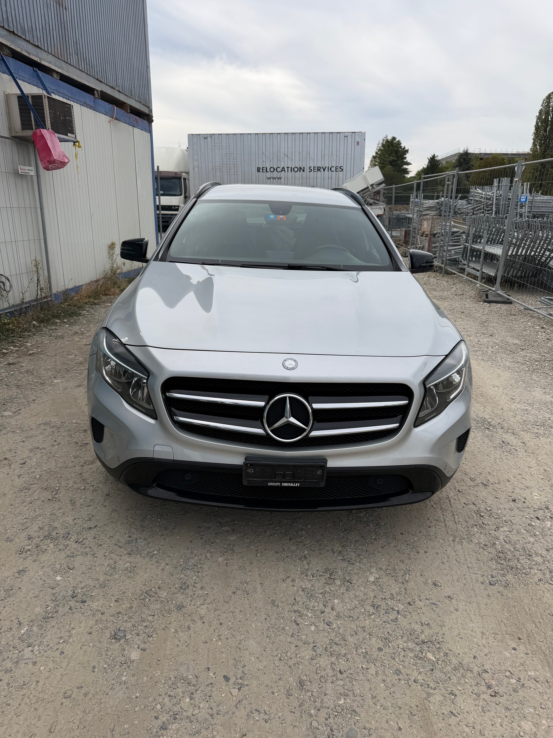 MERCEDES-BENZ GLA 200 7G-DCT