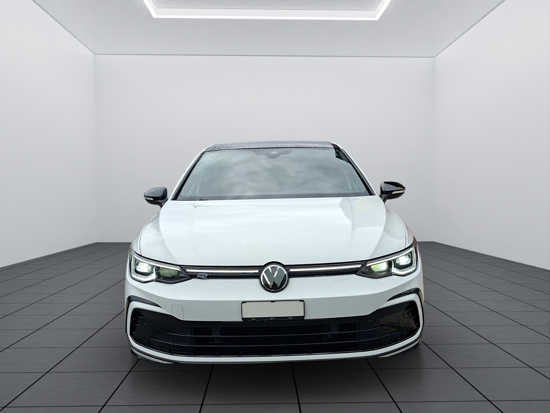 VW Golf 1.5 eTSI mHEV ACT R-Line DSG-image-4
