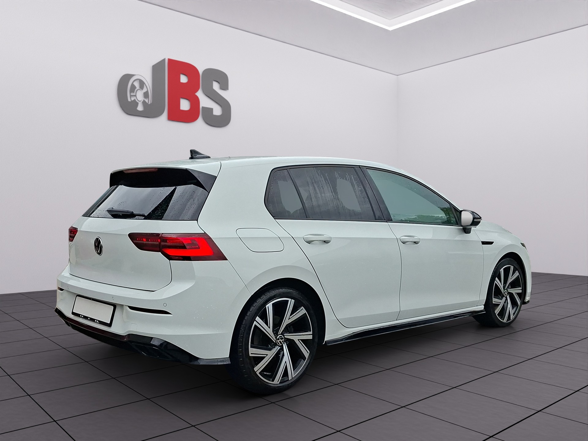 VW Golf 1.5 eTSI mHEV ACT R-Line DSG-showroom-element-2