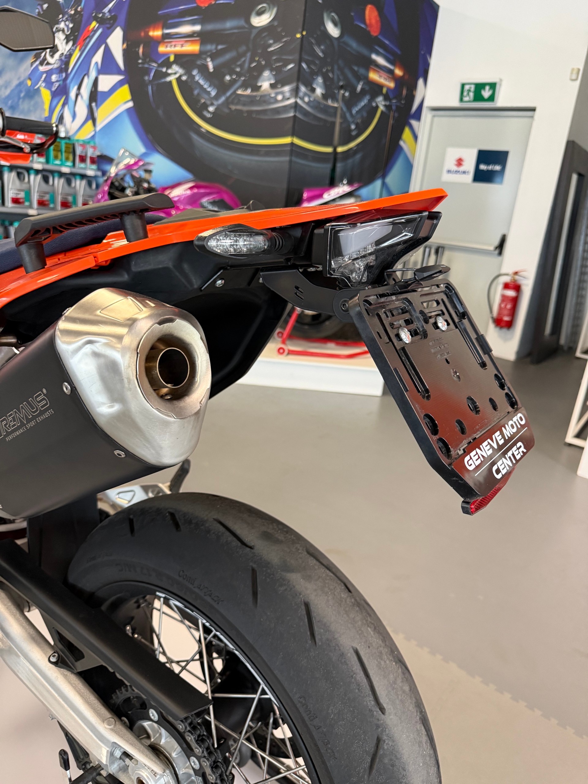 KTM 690 SMC R-image-6