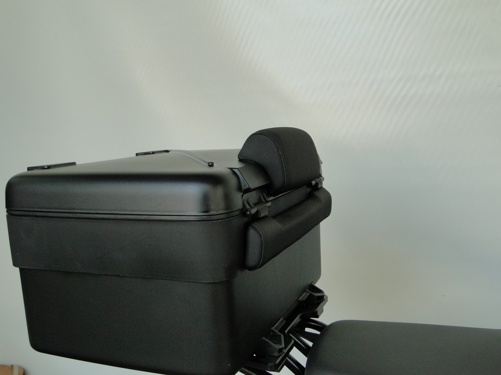 BMW CE 04 Quick Charger-image-4