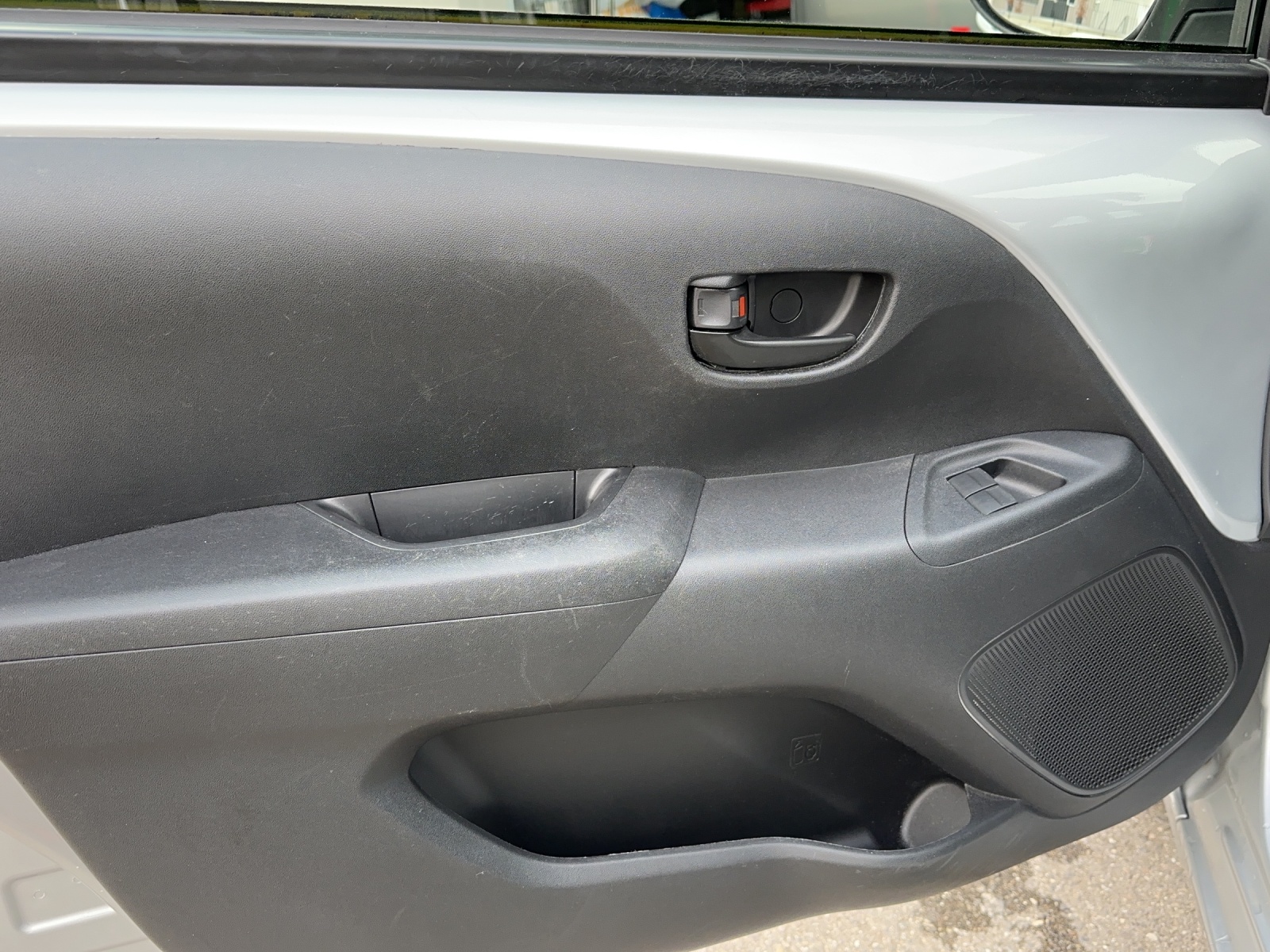 PEUGEOT 108 1.0 VTi Active ETG-image-11