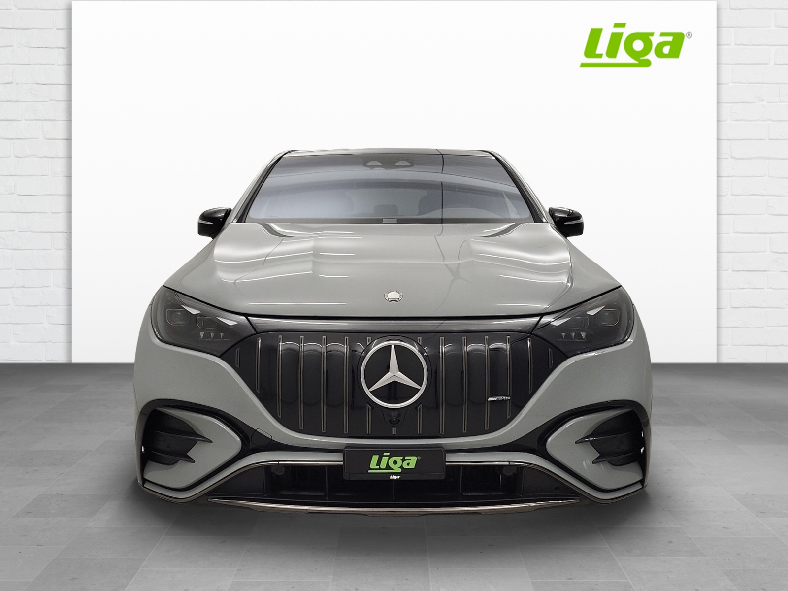 MERCEDES-BENZ AMG EQE 43 Executive Edition SUV-showroom-element-2