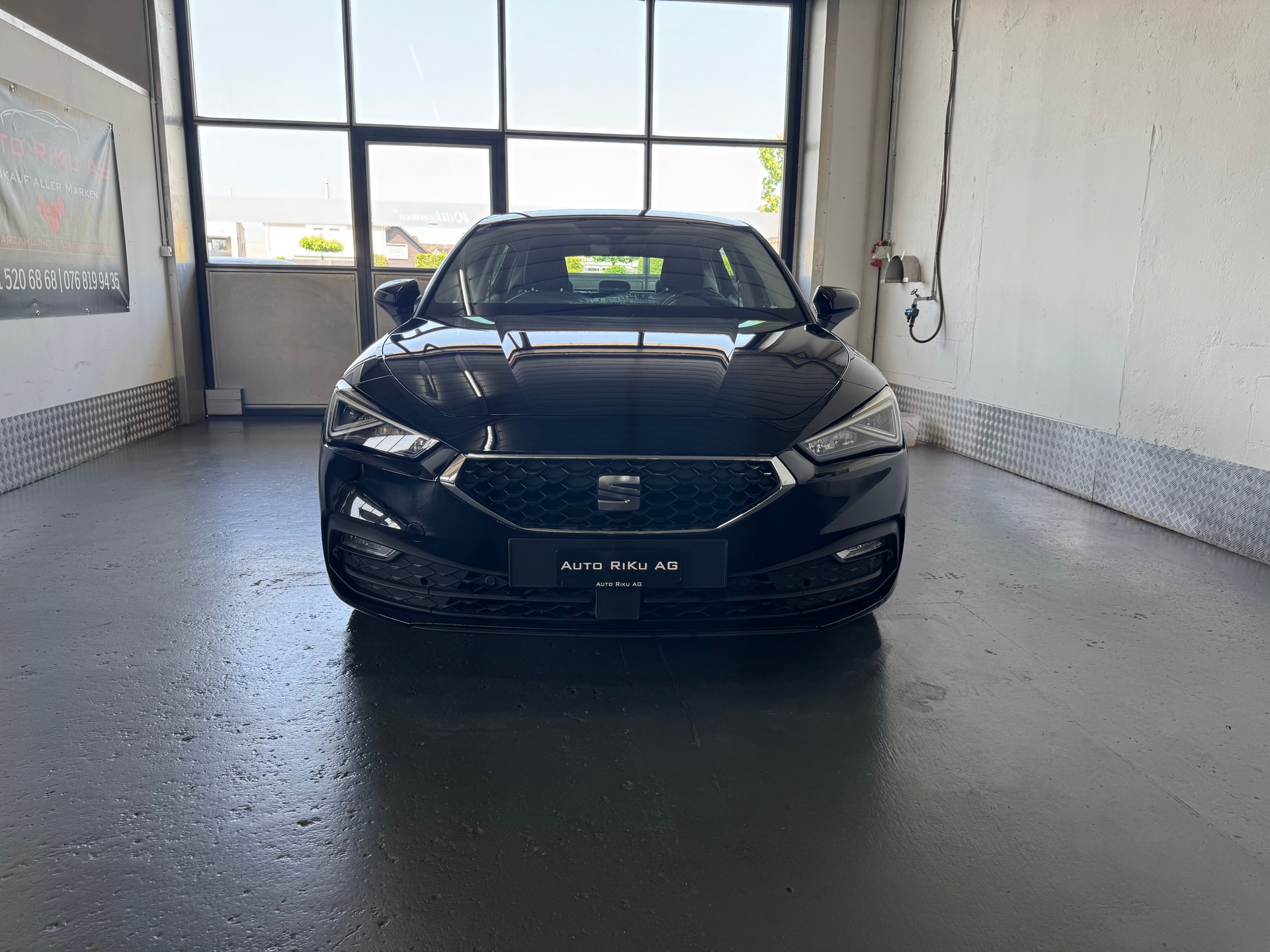 SEAT Leon 1.5 TGI DSG Style-image-4
