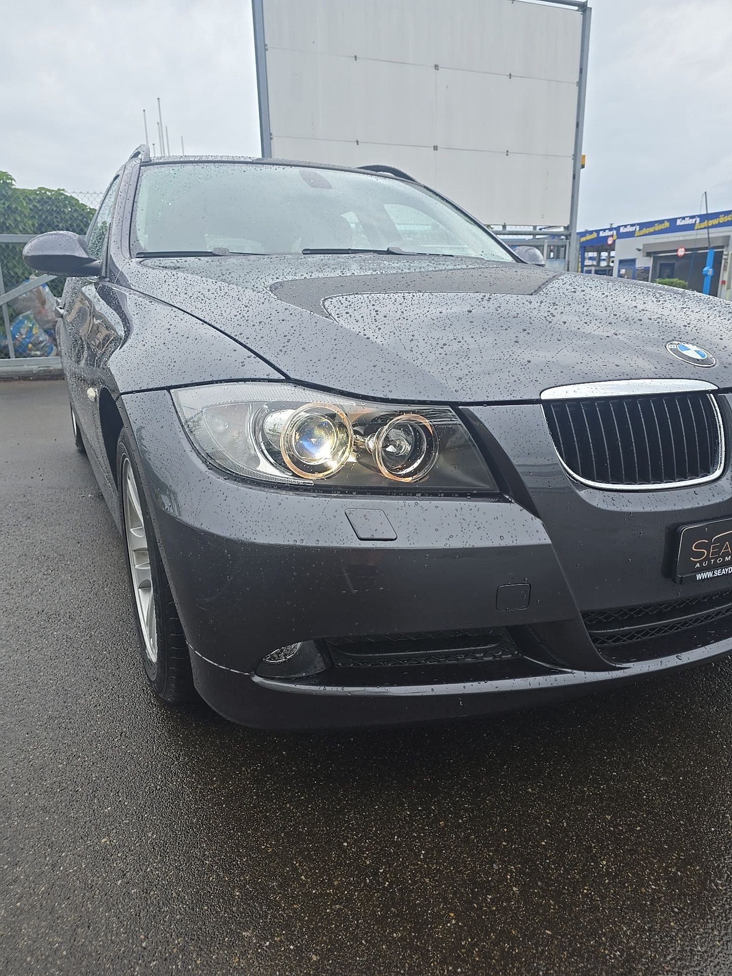 BMW 320d Touring Steptronic-image-7