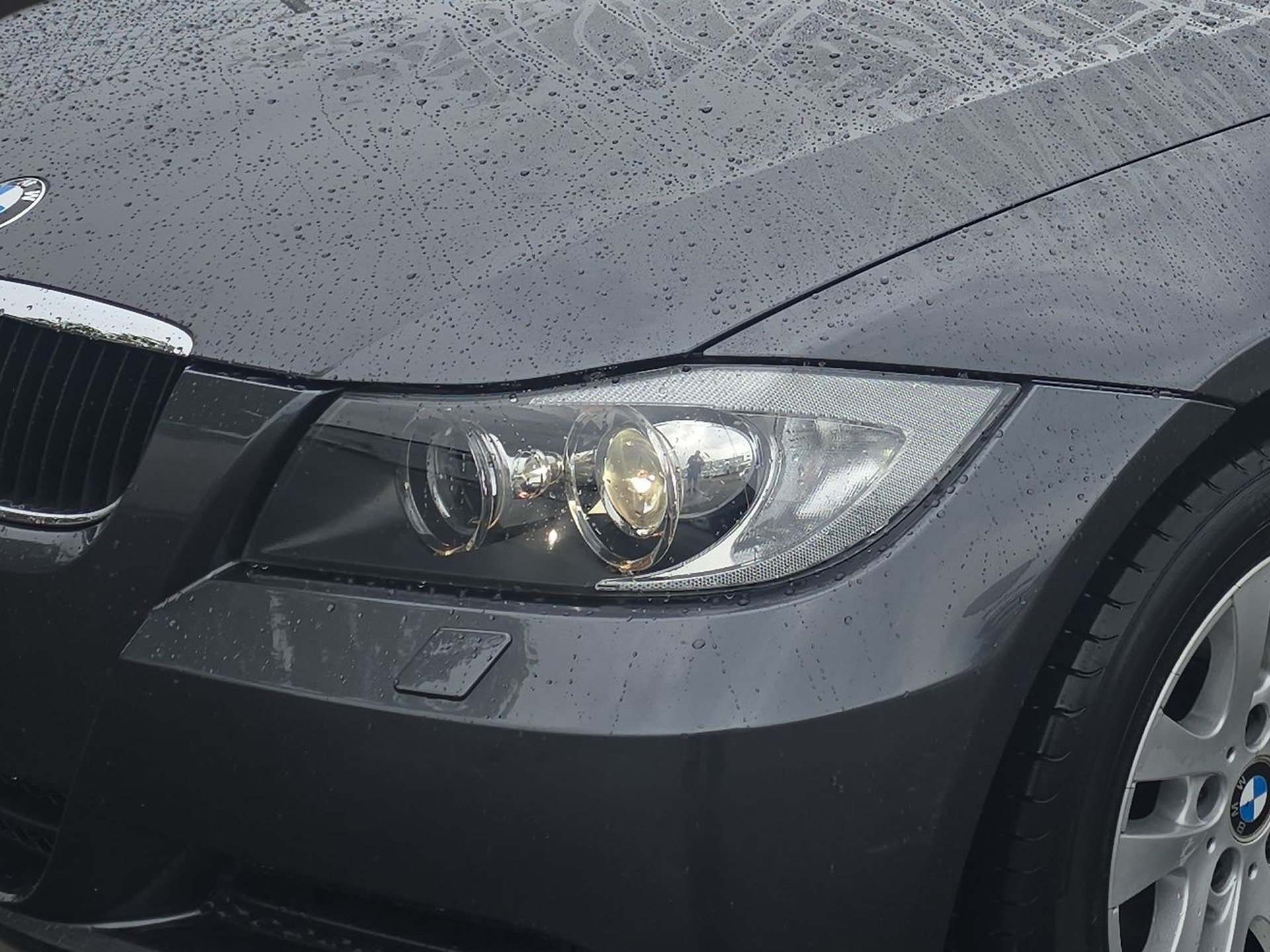 BMW 320d Touring Steptronic-image-10