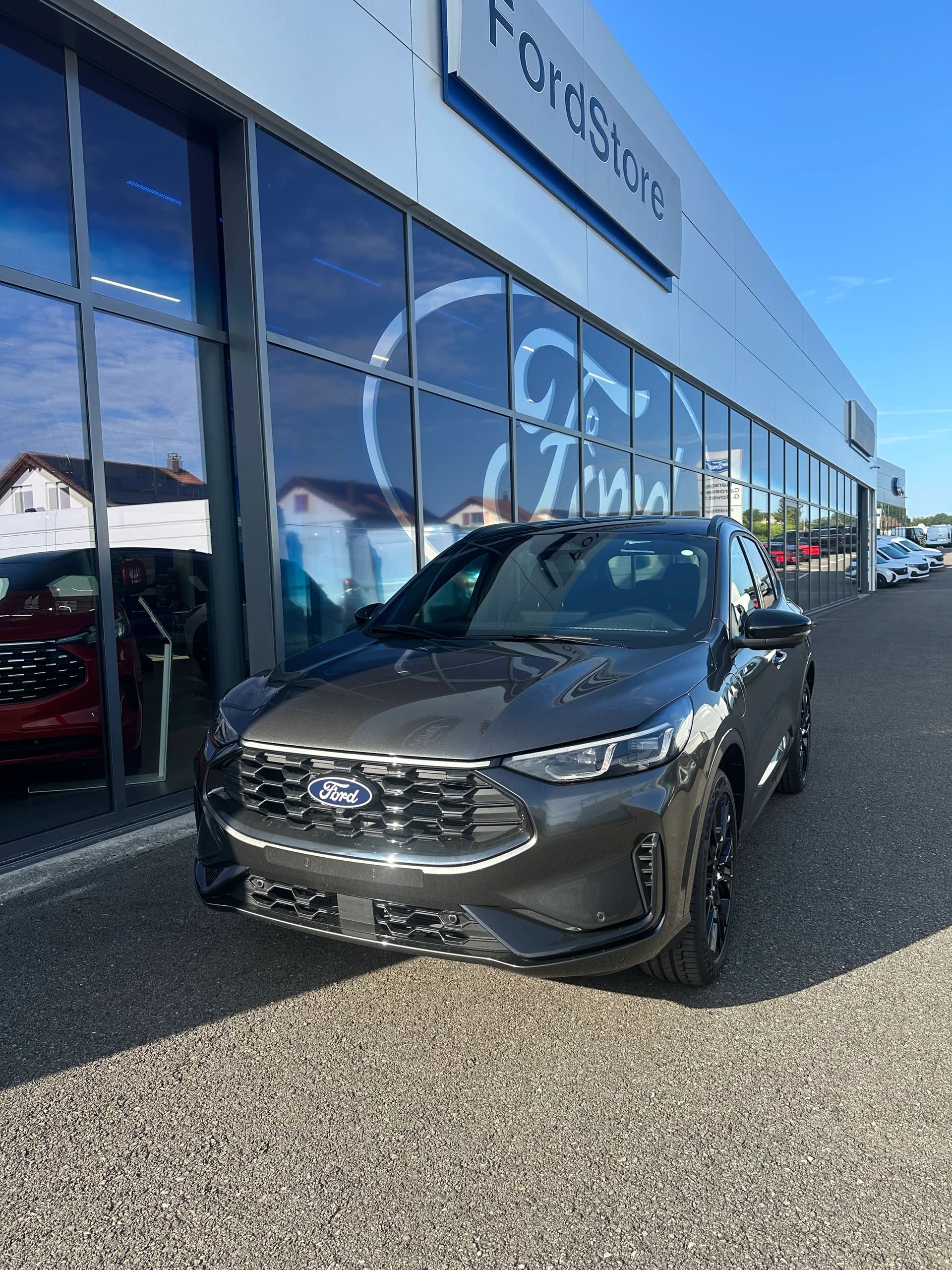 FORD Kuga 2.5 Plug-in Hybrid ST-Lin PHEV/FWD