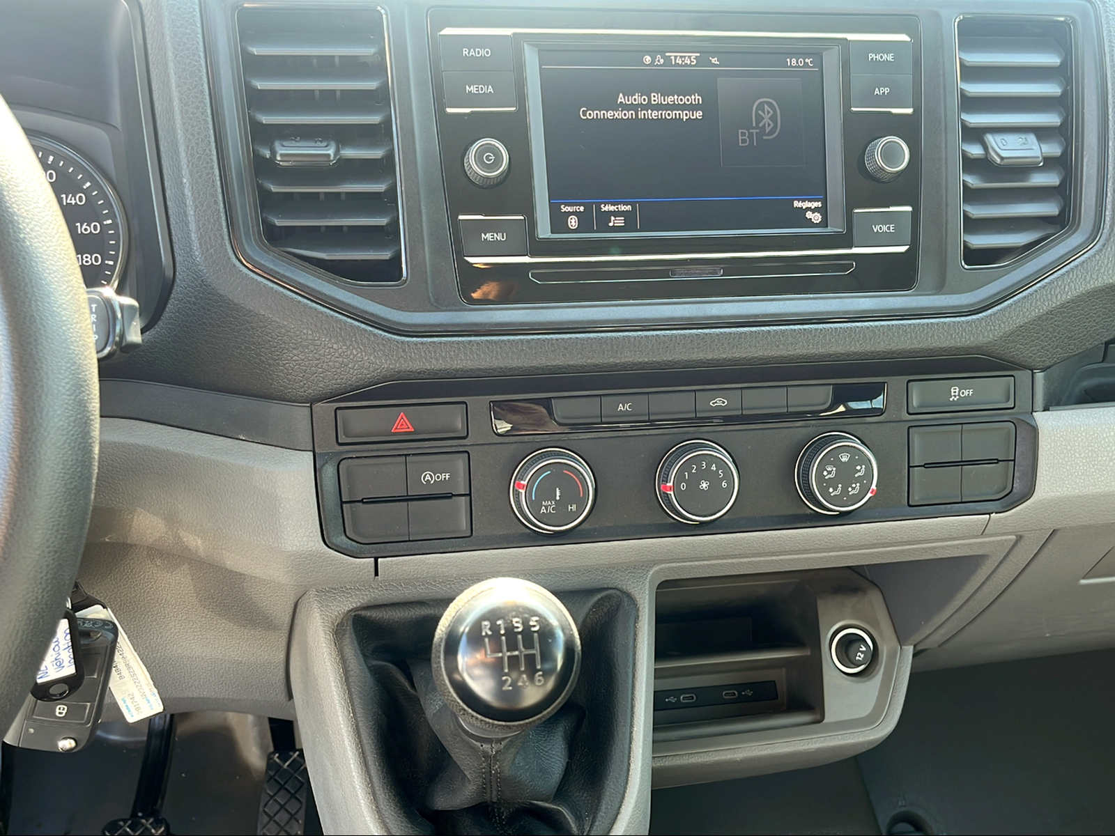 VW Crafter 35 2.0 TDI L3 HD-image-6