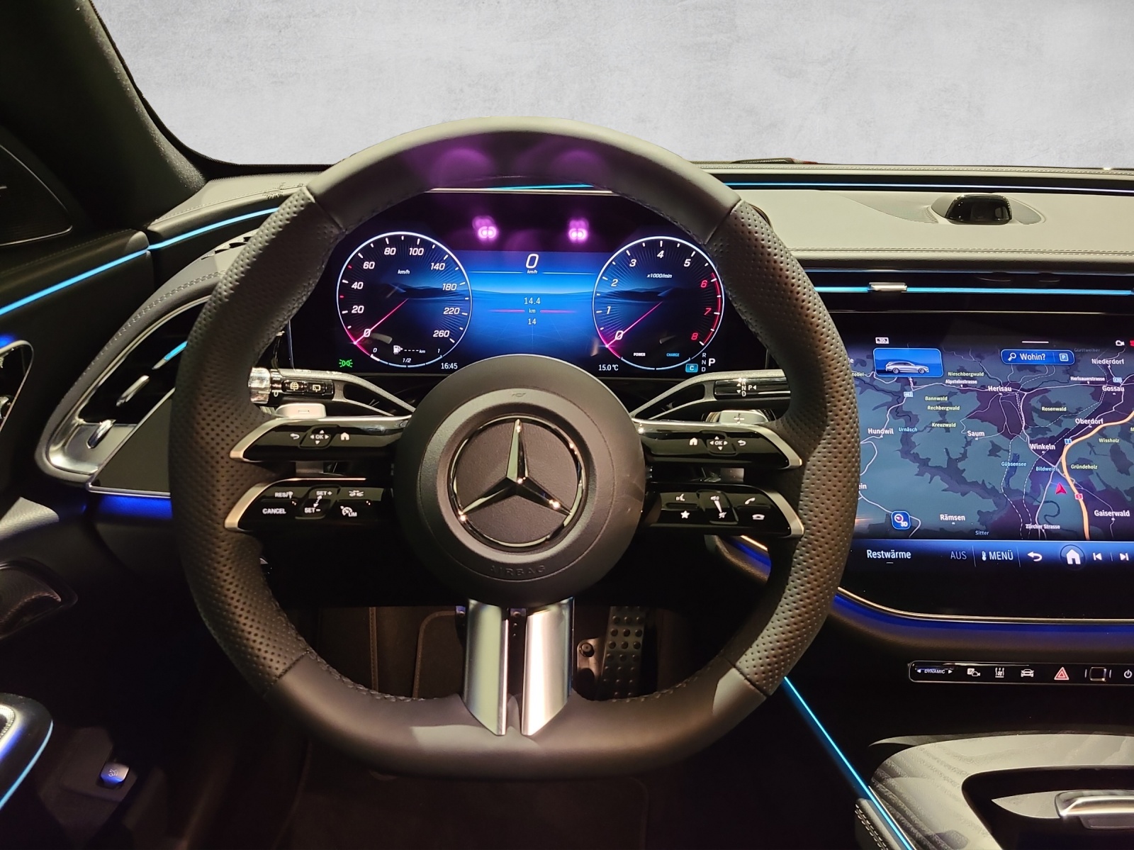 MERCEDES-BENZ E 450 T 9G-Tronic 4Matic-image-11