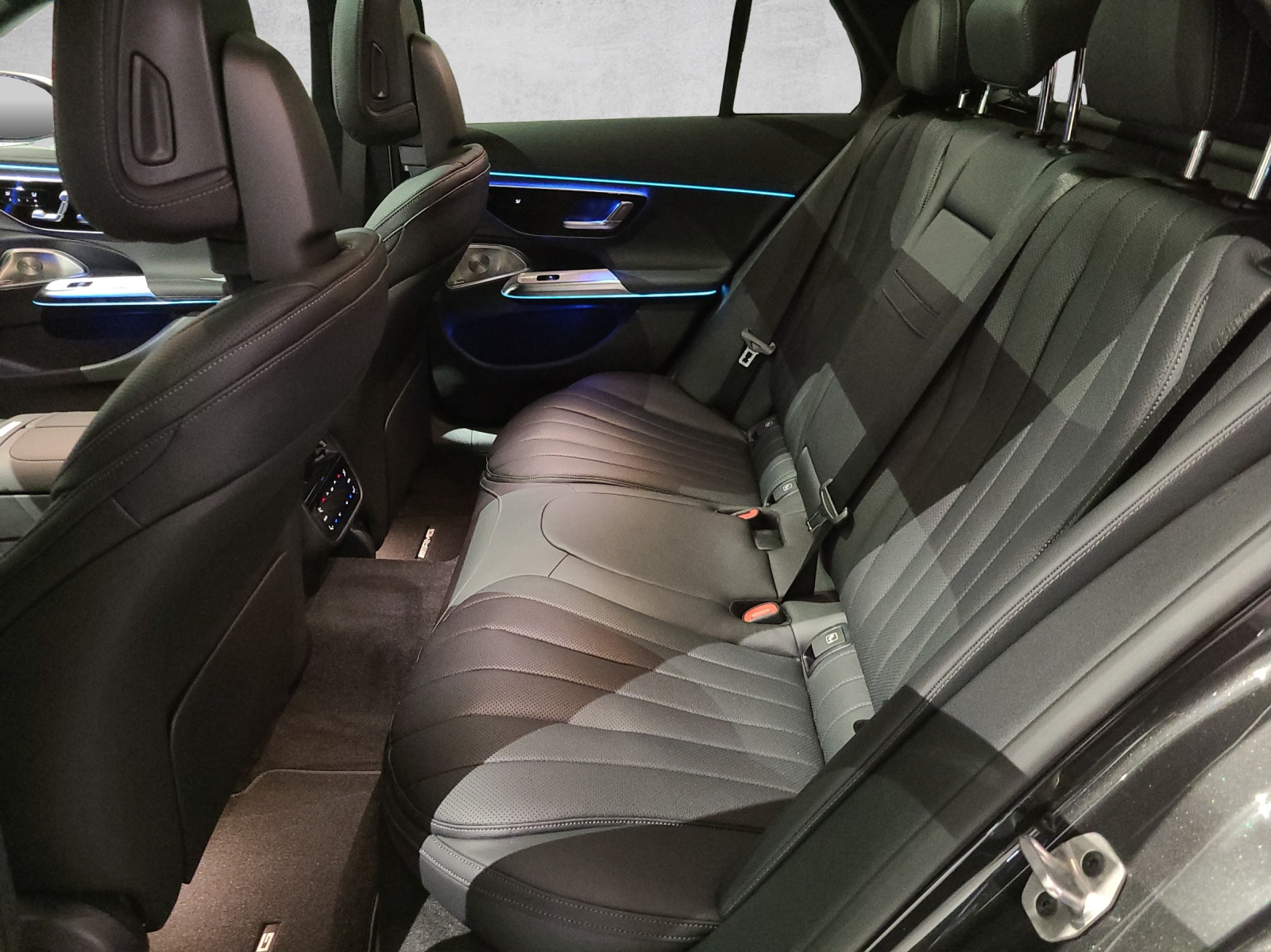 MERCEDES-BENZ E 450 T 9G-Tronic 4Matic-image-9