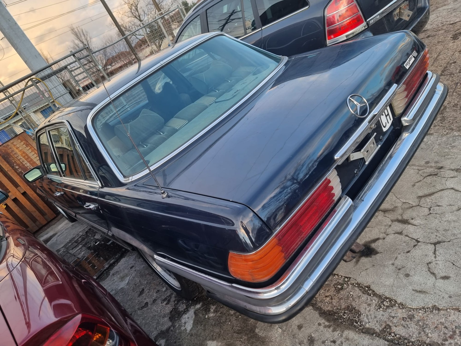 MERCEDES-BENZ Mercedes - Benz 450 SEL 6.9-image-2