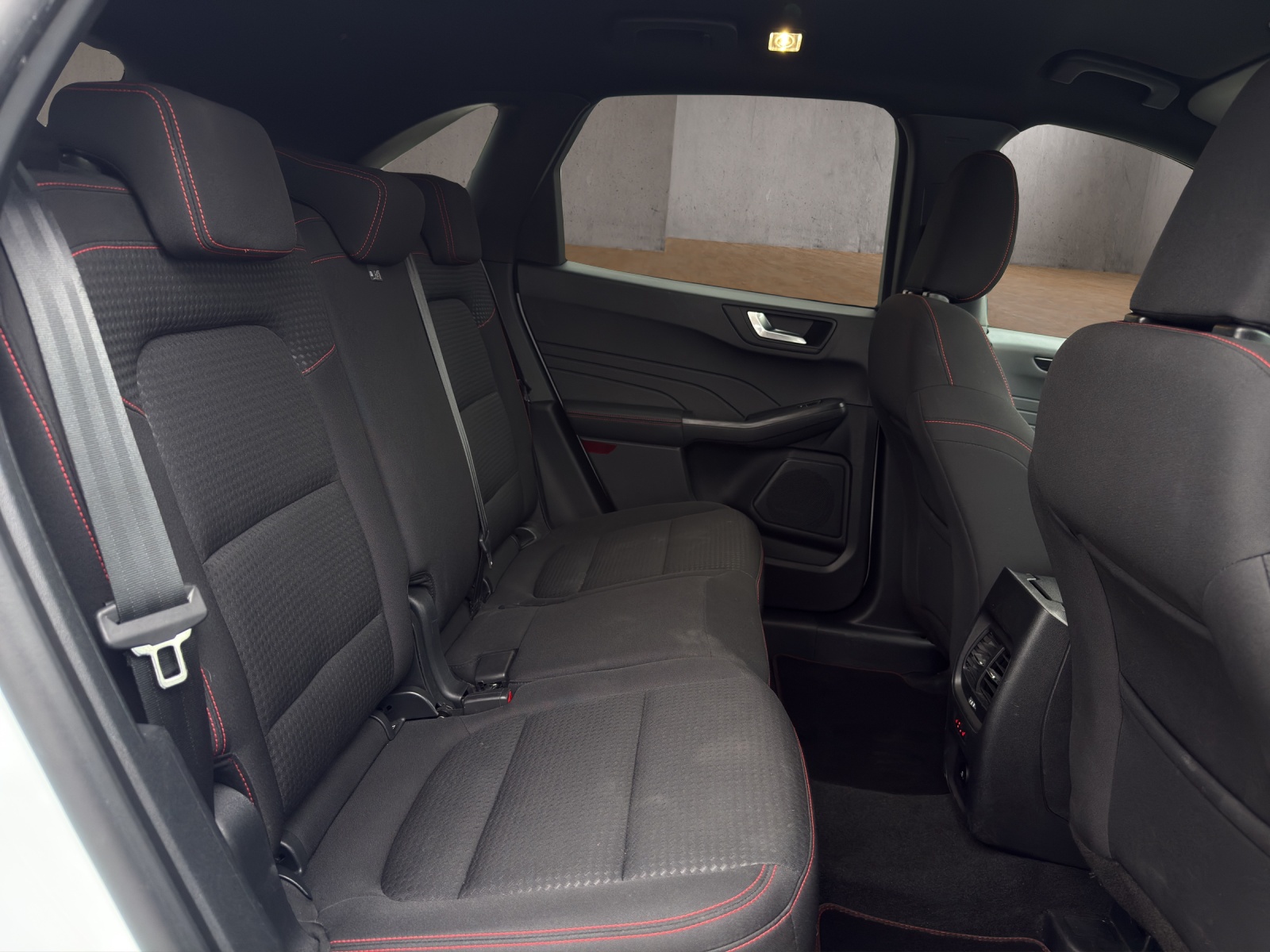 FORD Kuga 2.5 PHEV ST-Line 2WD-image-6