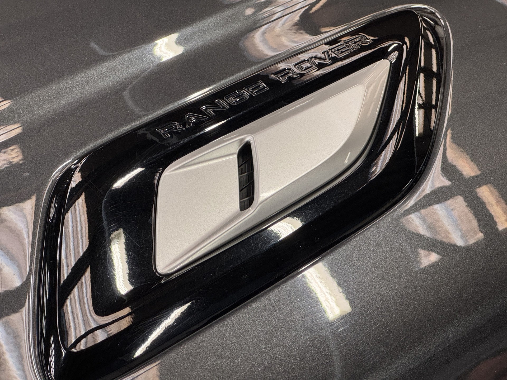 LAND ROVER Range Rover Sport 3.0 SDV6 HSE Dynamic Automatic-image-26