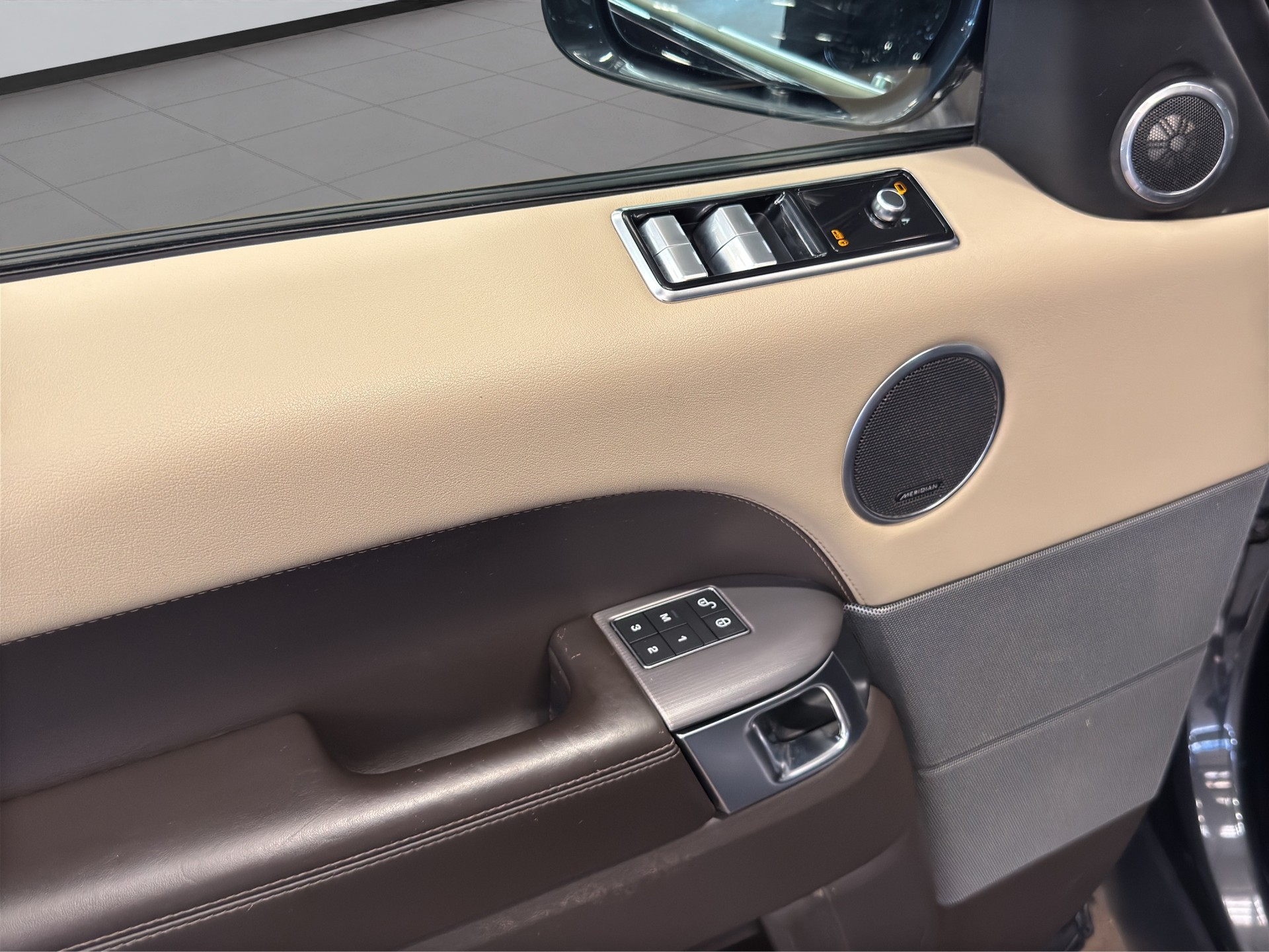 LAND ROVER Range Rover Sport 3.0 SDV6 HSE Dynamic Automatic-image-22