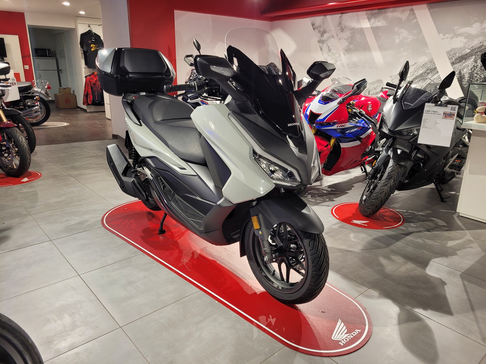 HONDA Nss 125 Forza Smart TopBox-image-0