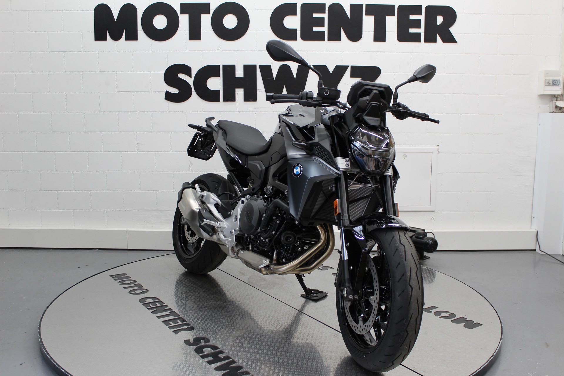 BMW F 900 R A2 Youngster 35kW-image-2