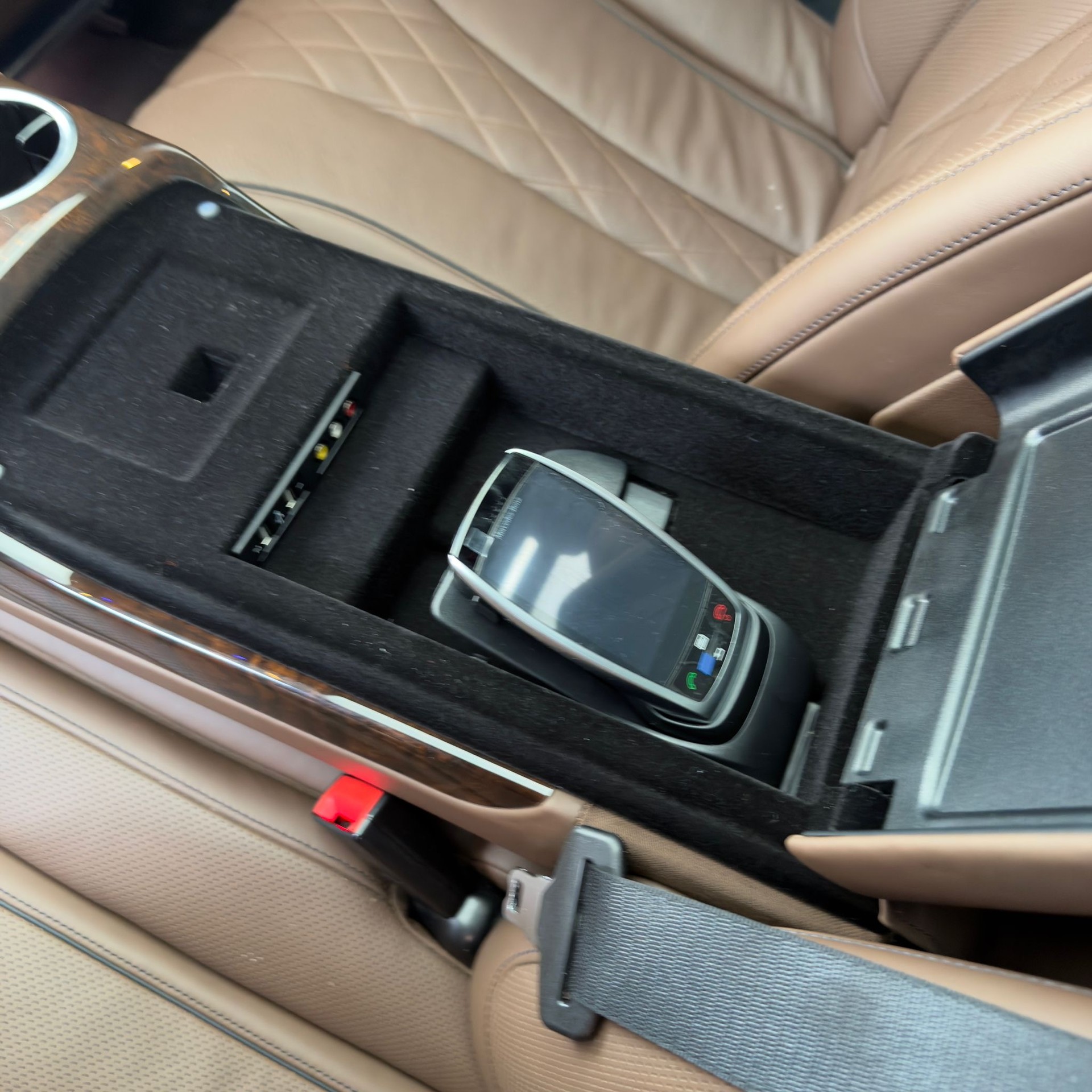 MERCEDES-BENZ S 400 4Matic 7G-Tronic-image-10
