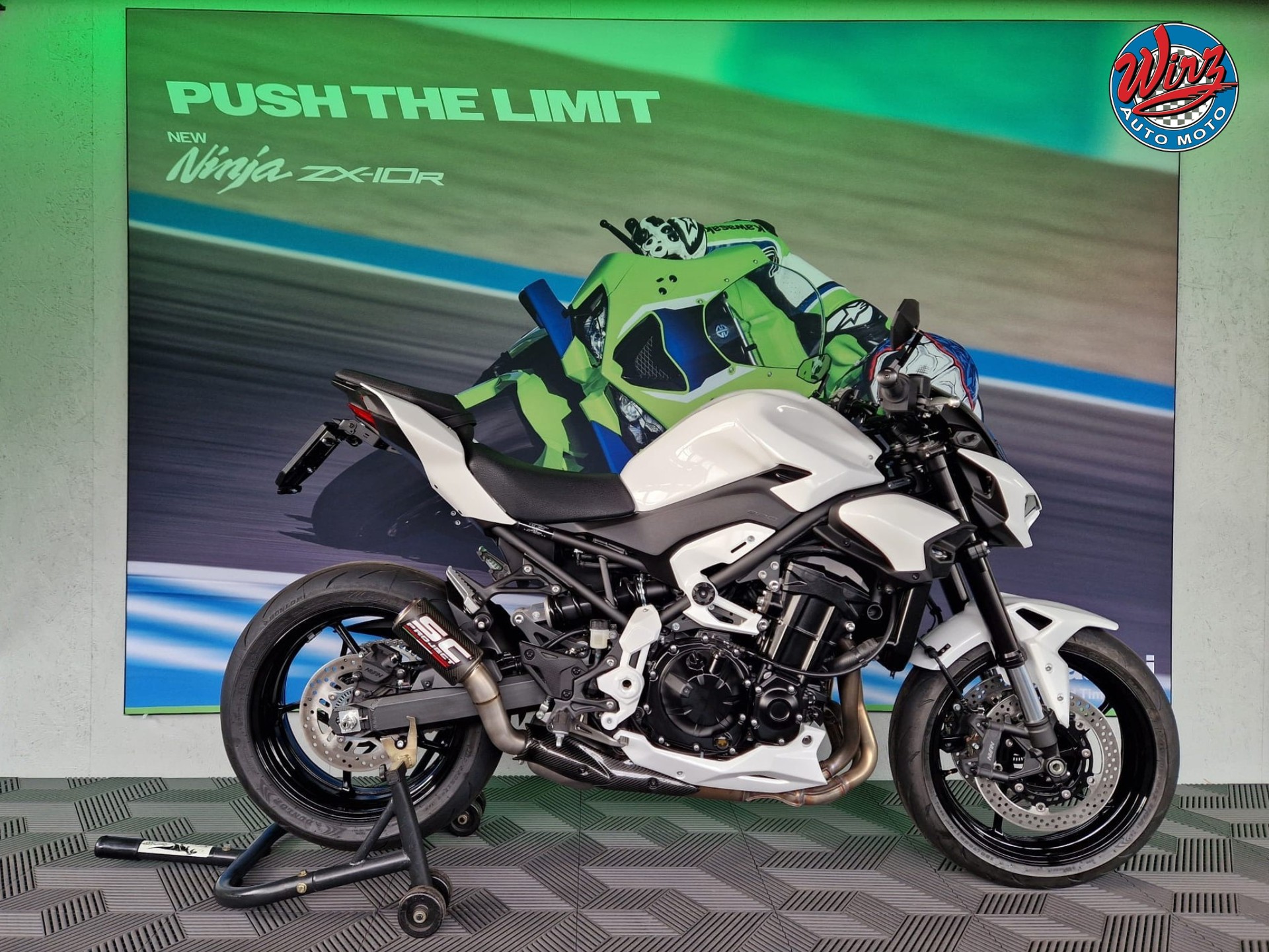 KAWASAKI Z 900 (35kW) Wirz White Edition-image-2
