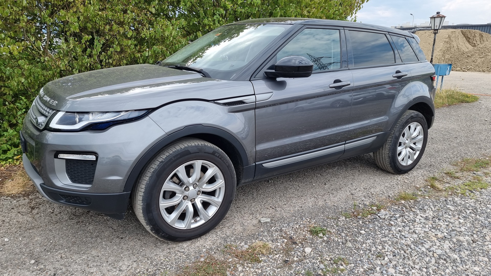LAND ROVER Range Rover Evoque 2.0 TD4 HSE Dynamic AT9-image-1