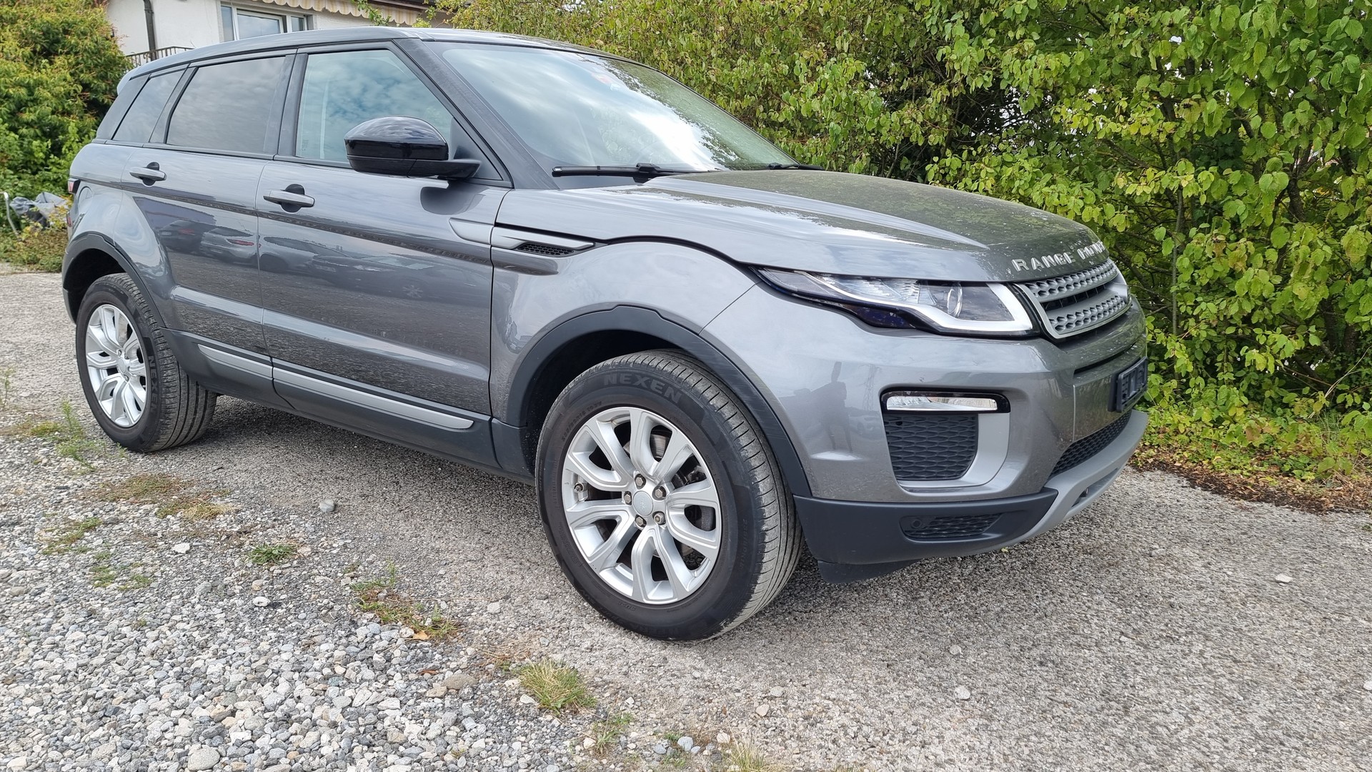 LAND ROVER Range Rover Evoque 2.0 TD4 HSE Dynamic AT9-image-5