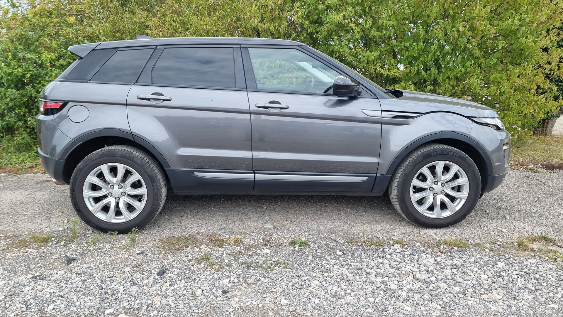 LAND ROVER Range Rover Evoque 2.0 TD4 HSE Dynamic AT9-image-6