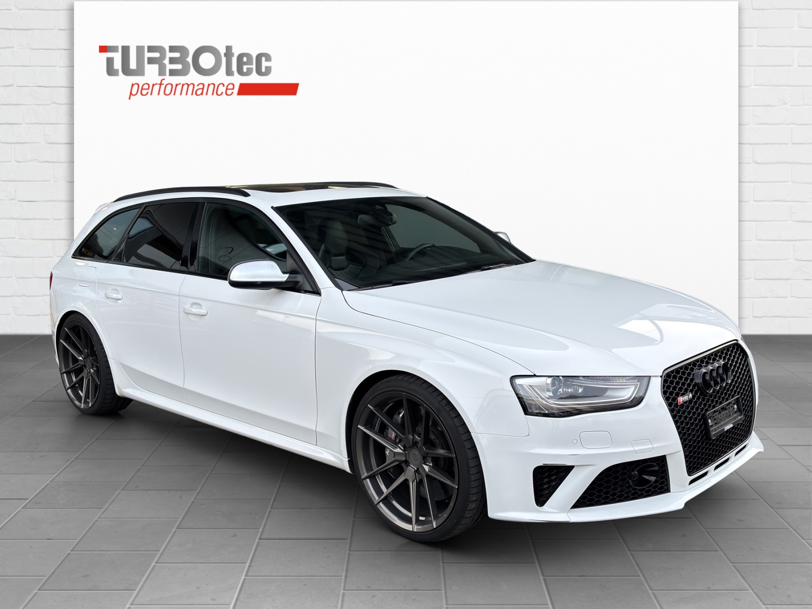 AUDI RS4 Avant 4.2 V8 Schalensitze, Keramik-showroom-element-3