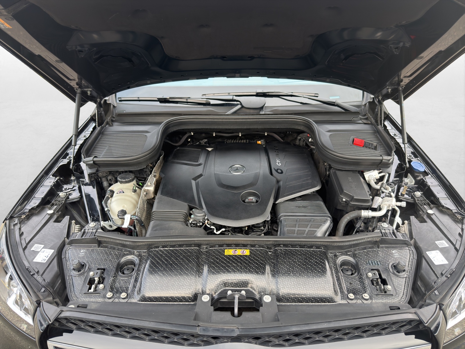 MERCEDES-BENZ GLS 400 d 4Matic AMG Line 9G-Tronic-image-15