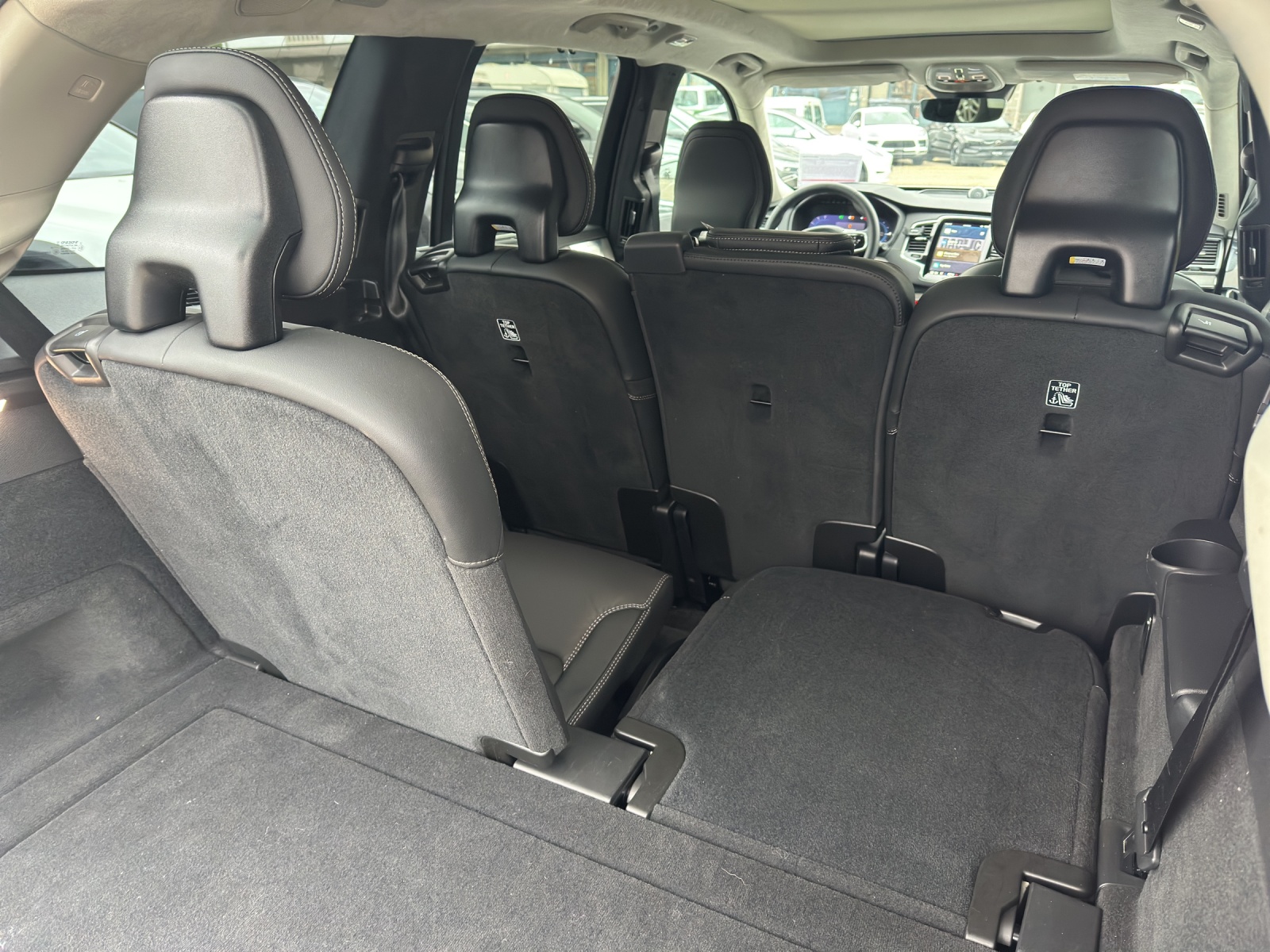 VOLVO XC90 2.0 T8 TE eAWD XCLUSIVE Bright 7Pl-image-11