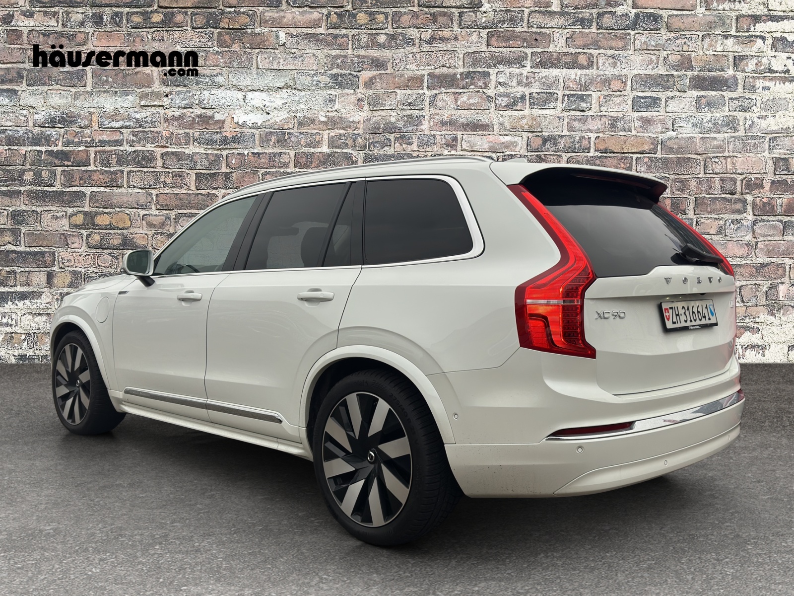 VOLVO XC90 2.0 T8 TE eAWD XCLUSIVE Bright 7Pl-image-13