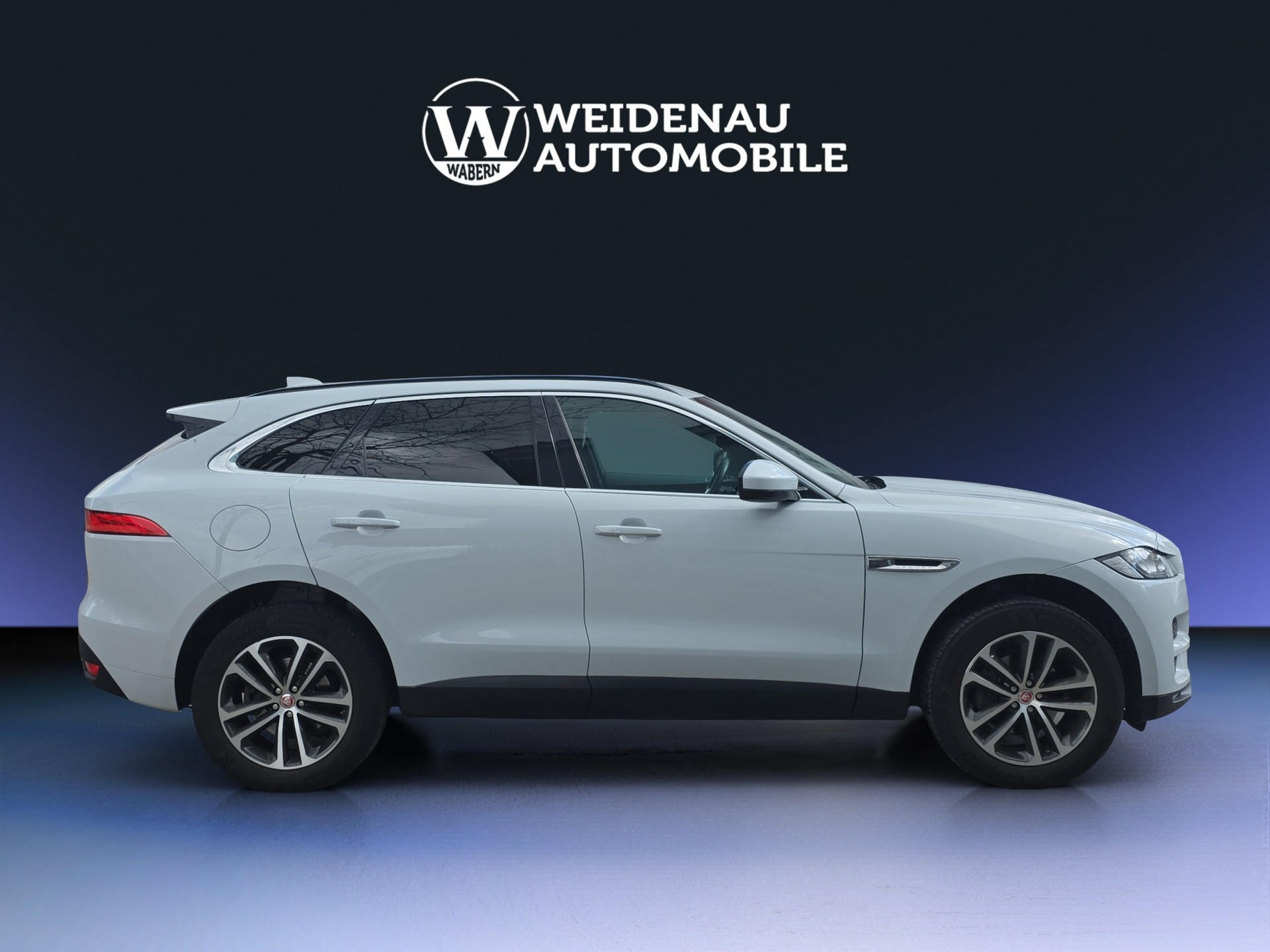 JAGUAR F-Pace 25d Prestige Advantage AWD Automatik-image-6