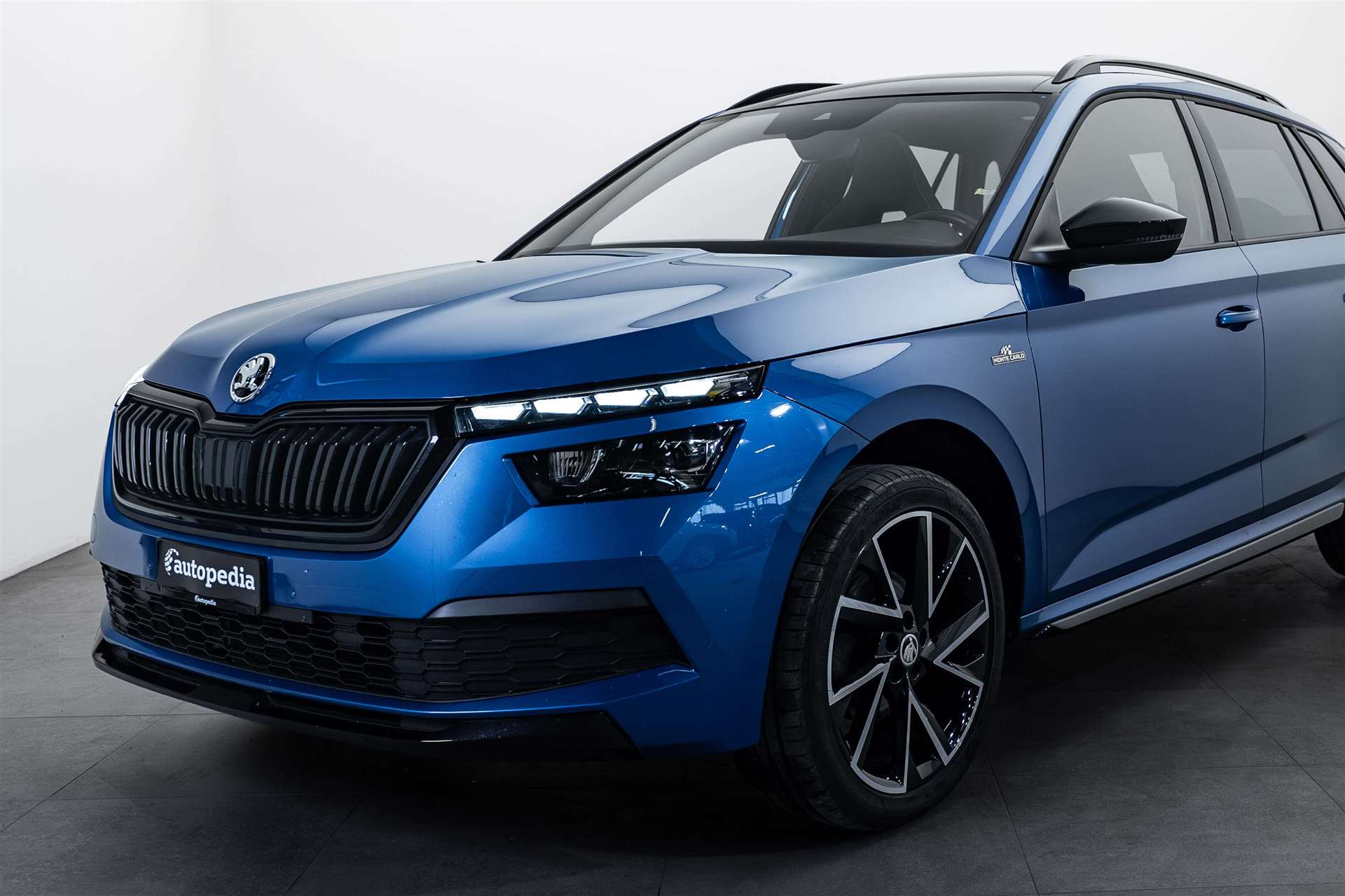 SKODA Kamiq 1.5 TSI ACT Monte Carlo DSG-showroom-element-1