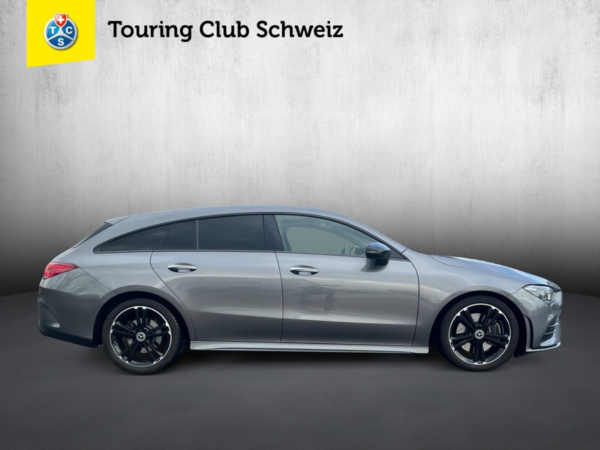 MERCEDES-BENZ CLA Shooting Brake 200 AMG Line 7G-DCT-image-5