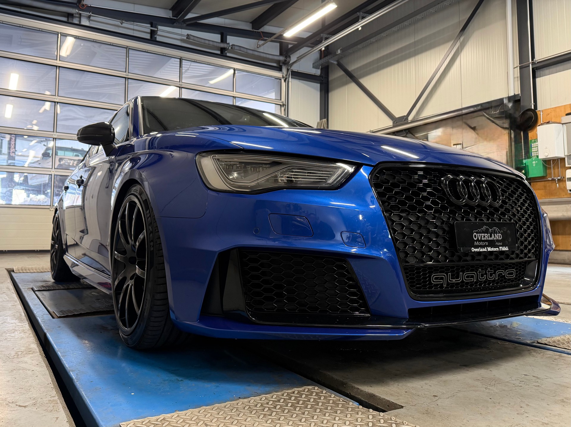 AUDI RS3 2.5 TSI quattro S-tronic-image-5
