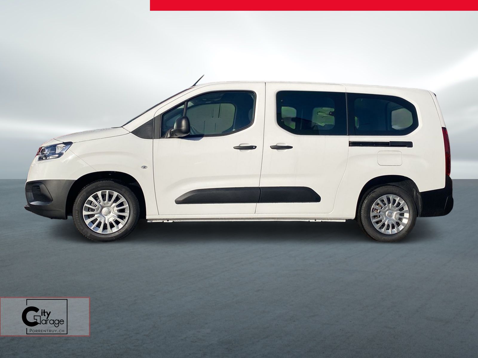 TOYOTA Proace City Verso 1.2 Comfort Long-image-2