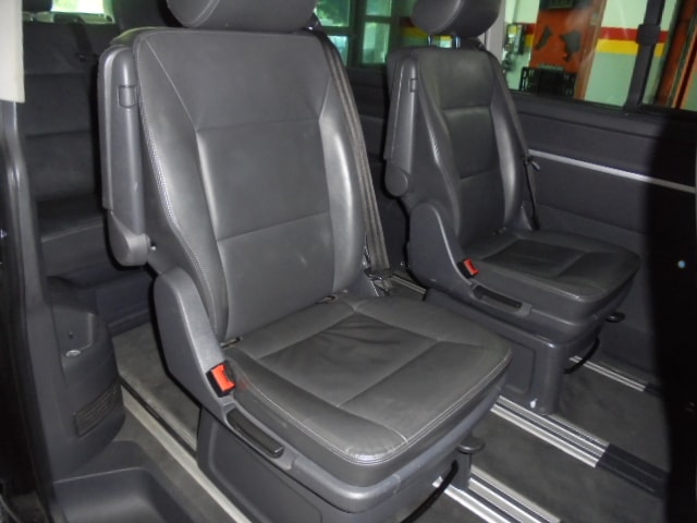 VW T5 Multivan 2.0 Bi-TDI CR Highline 4Motion DSG-image-15