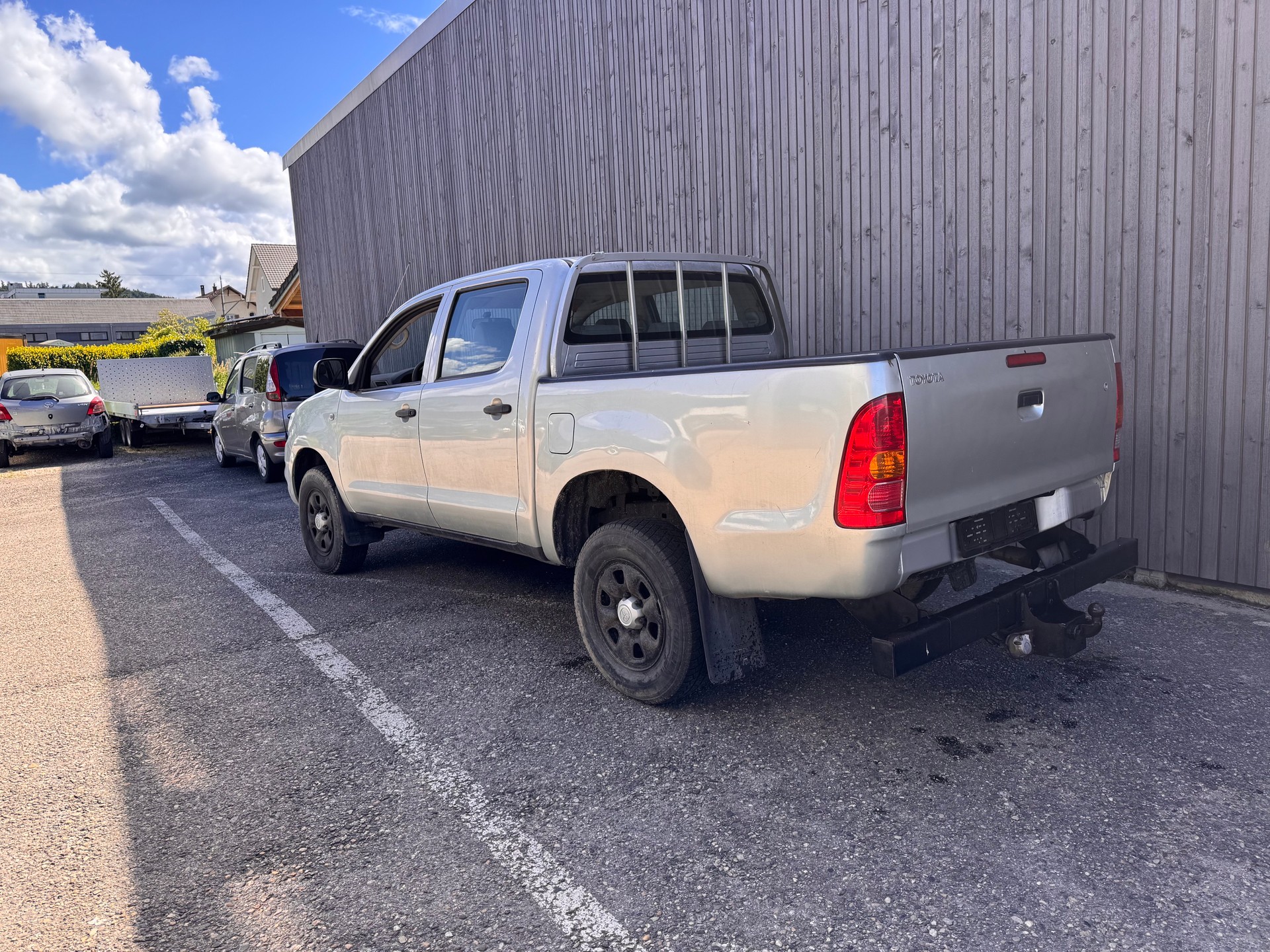 TOYOTA Hilux 4x4 DoubleCab LineaLuna-image-2